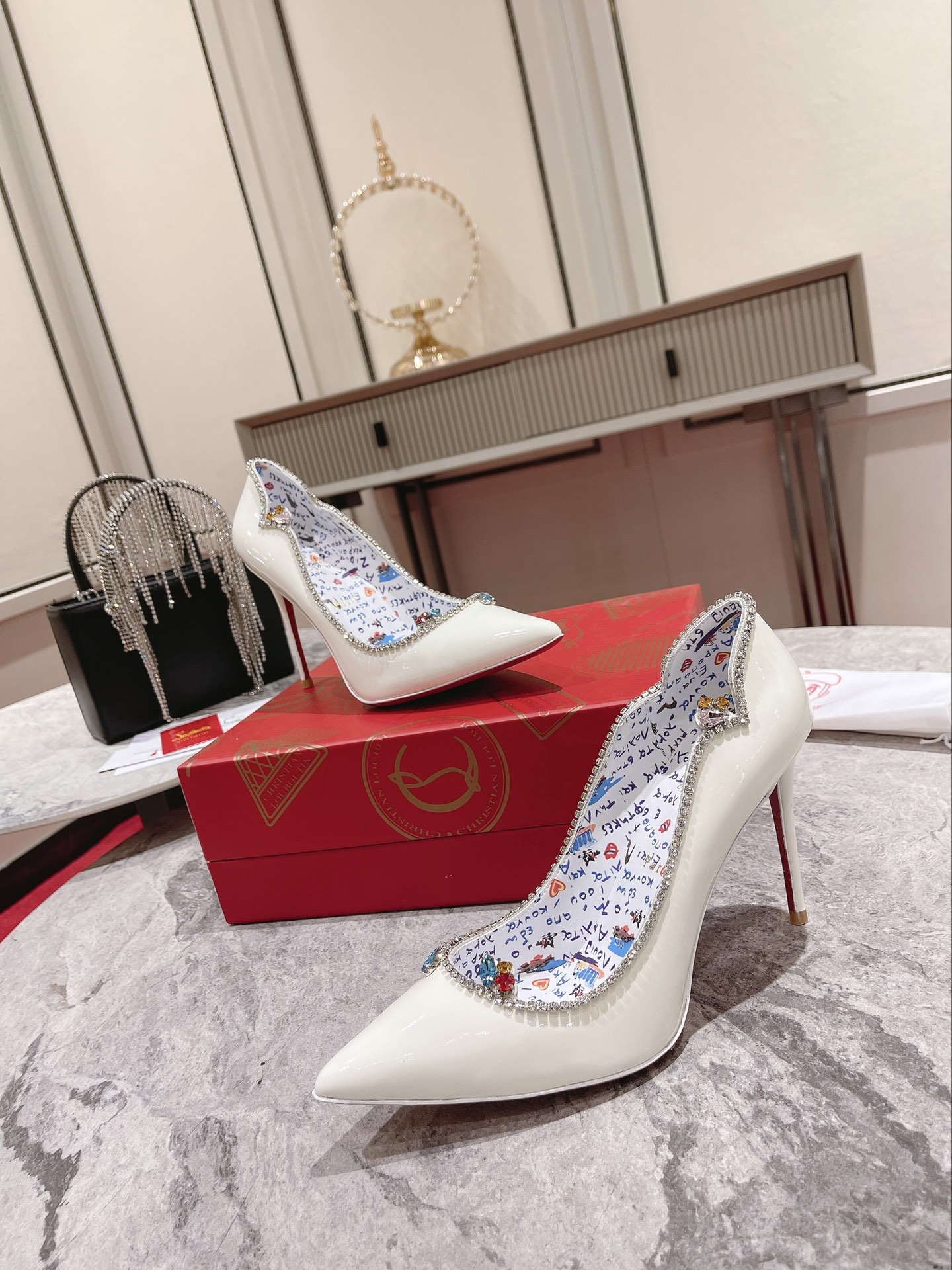 Bagsaaa Chr1st1an Louboutin White Patent Heels 10cm