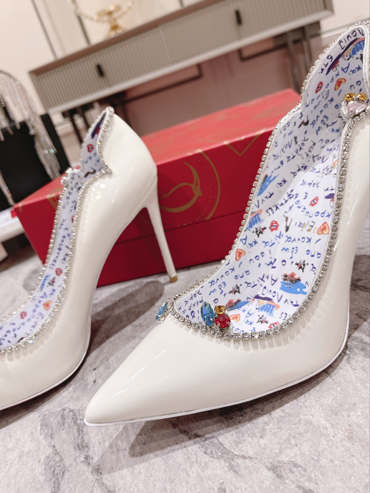 Bagsaaa Chr1st1an Louboutin White Patent Heels 10cm