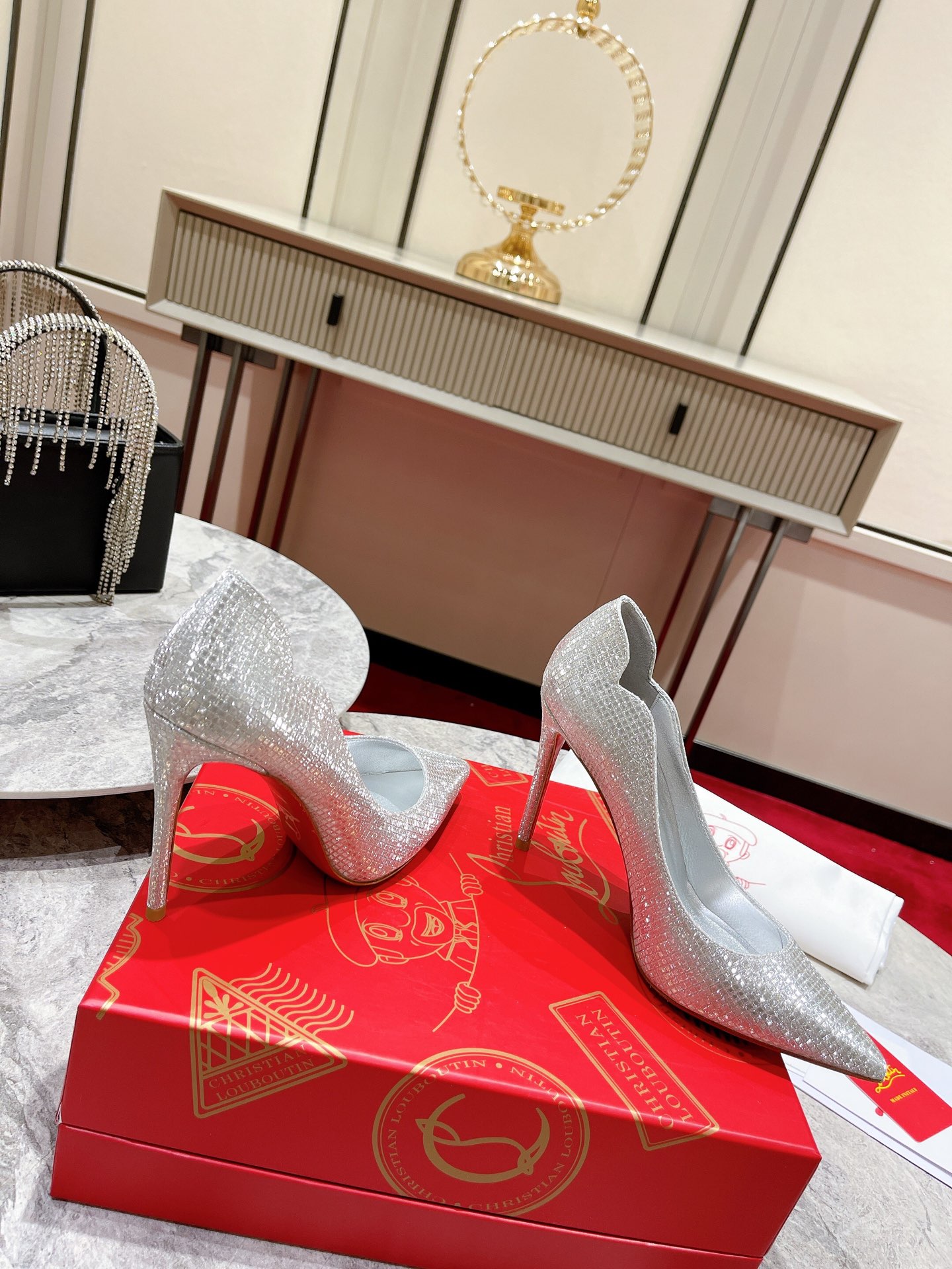 Bagsaaa Chr1st1an Louboutin Metallic Silver Glitters Hot Chick Pumps 11.5cm