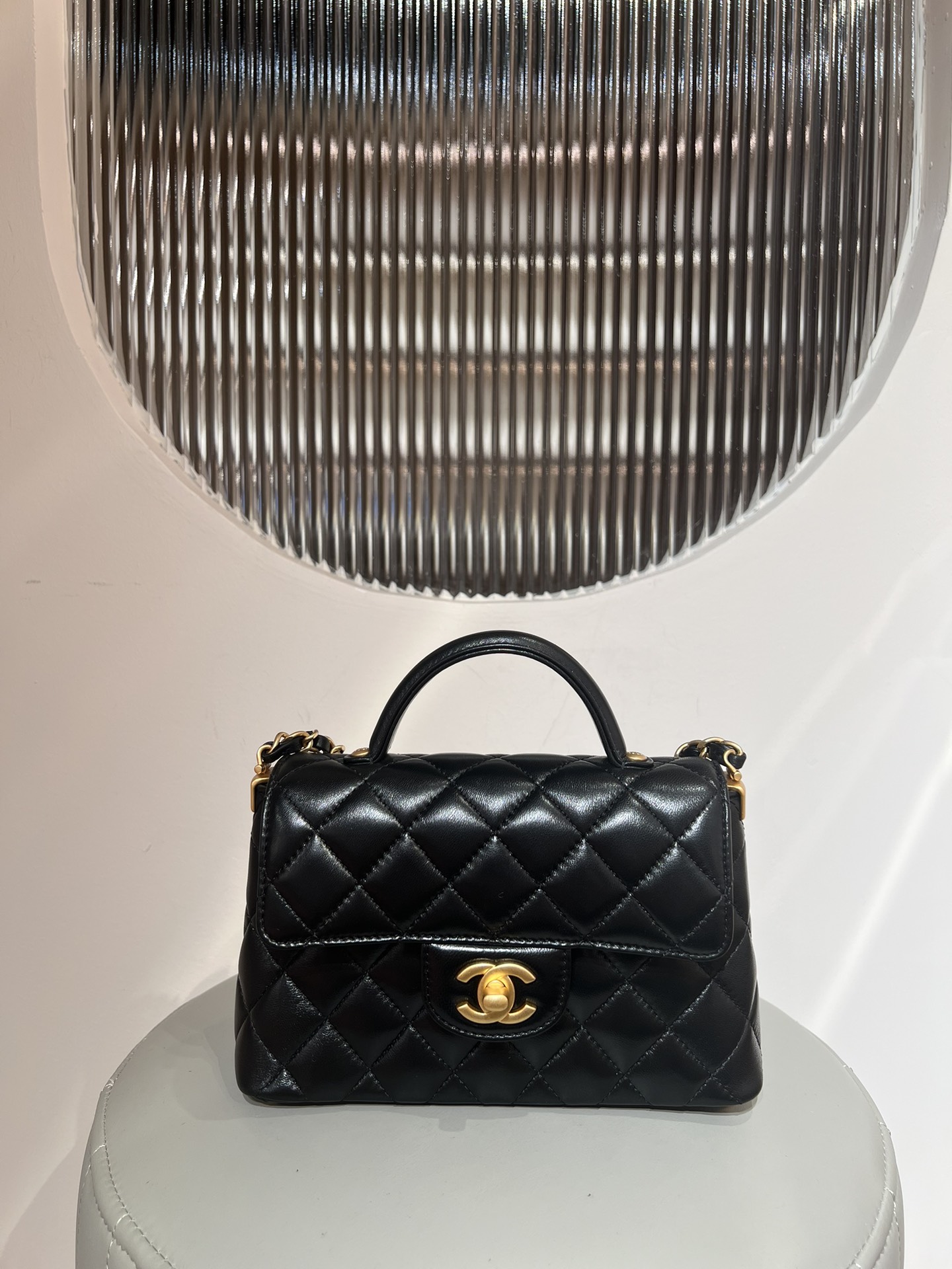 Bagsaaa Ch**el Small Flap Bag with Top Handle AS5355 black - 22cm