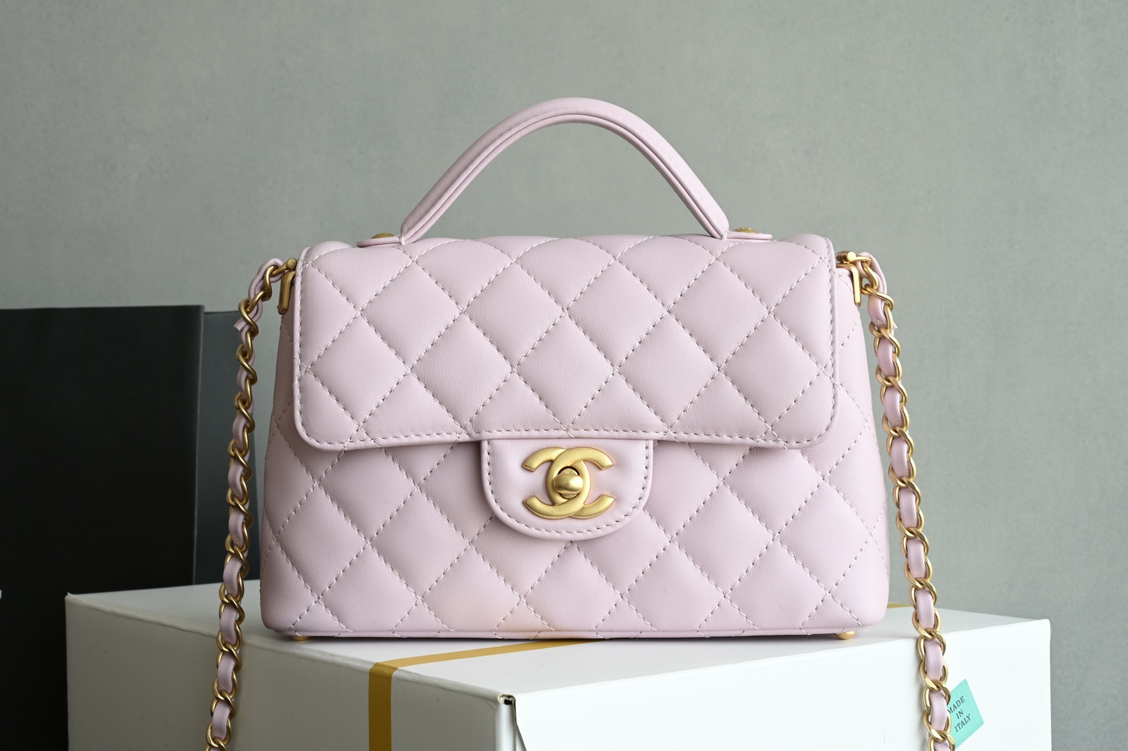 Bagsaaa Ch**el Small Flap Bag with Top Handle AS5355 pink - 22cm