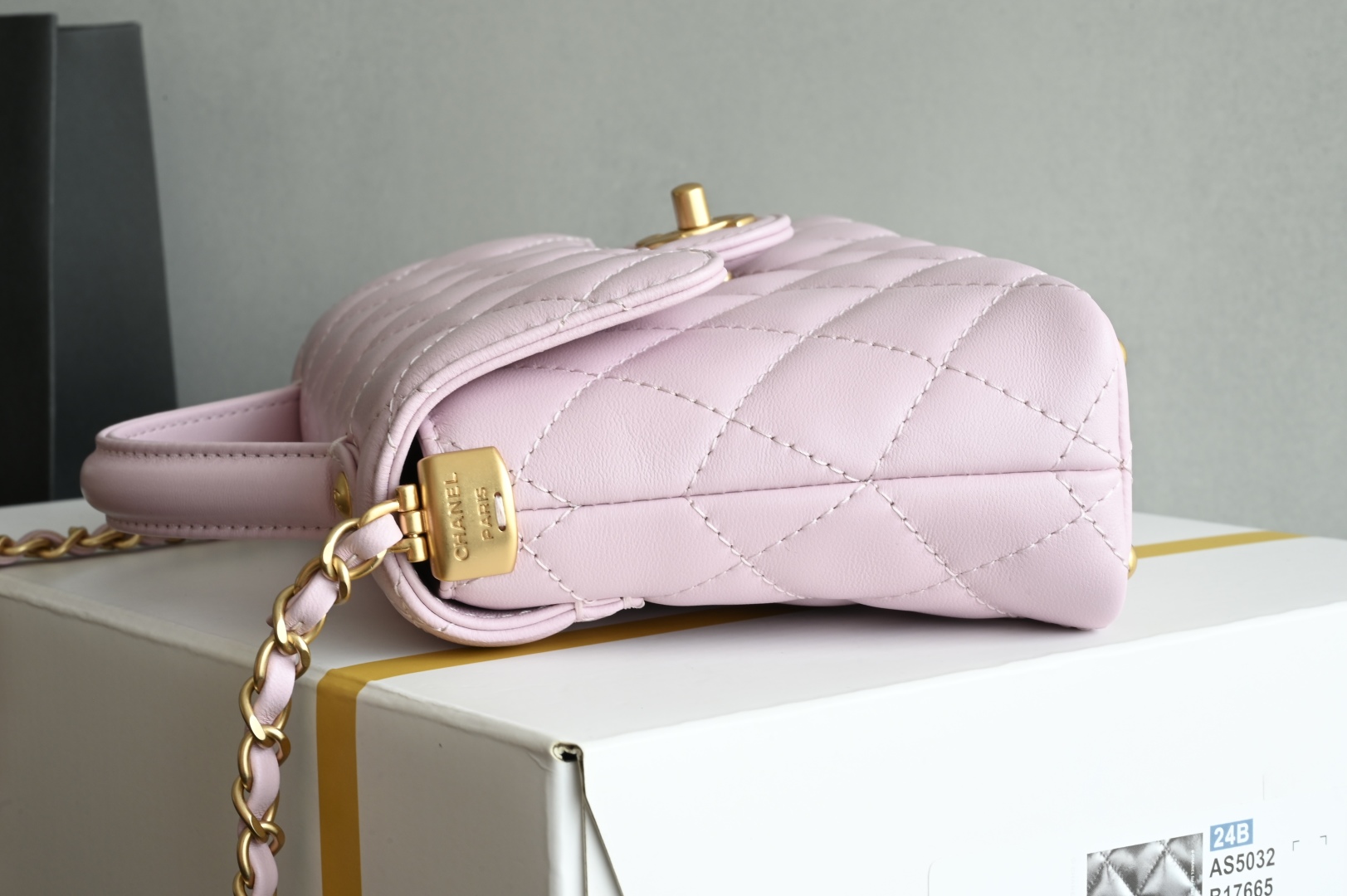 Bagsaaa Ch**el Small Flap Bag with Top Handle AS5355 pink - 22cm