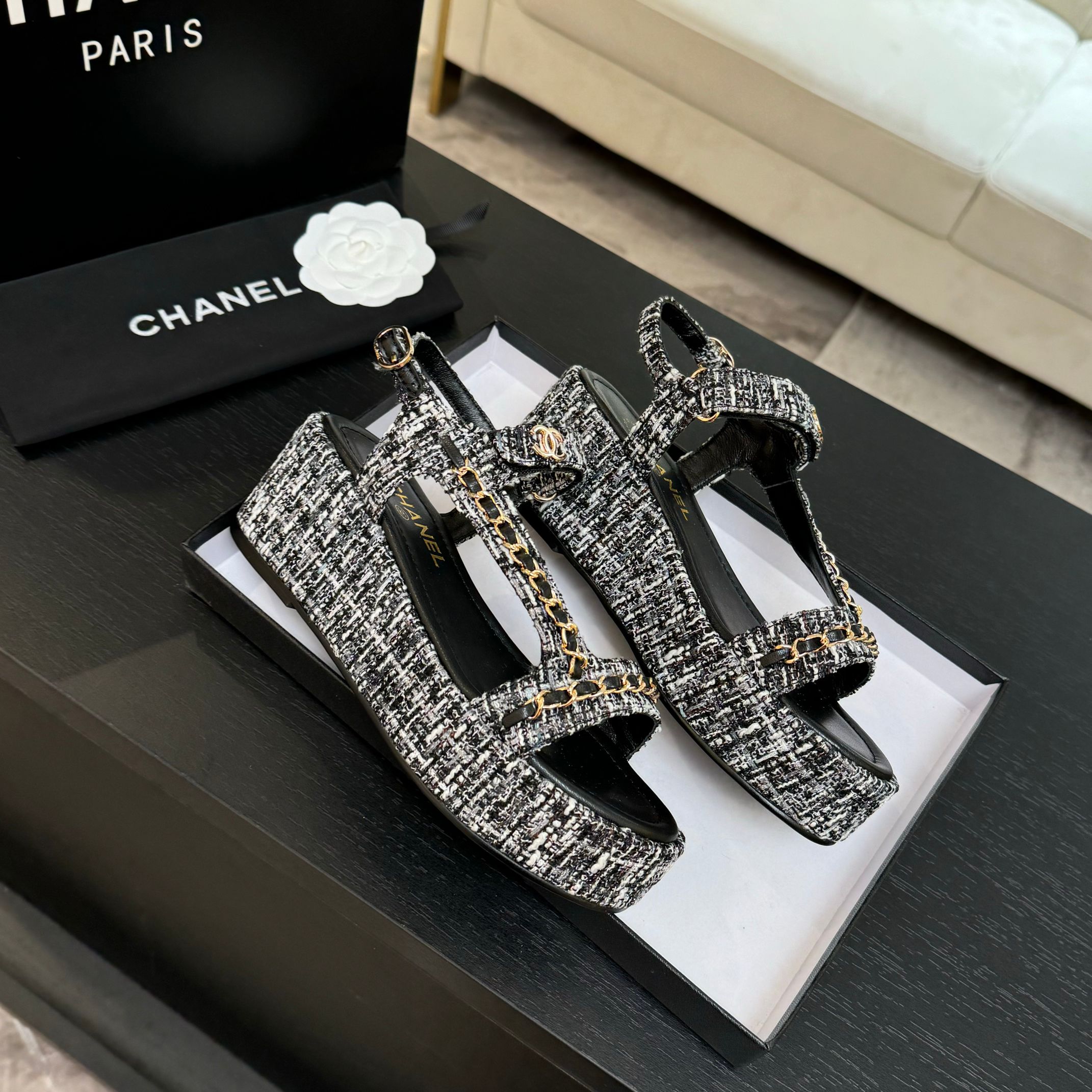 Bagsaaa Ch**el Tweed Chain Platform Sandals black