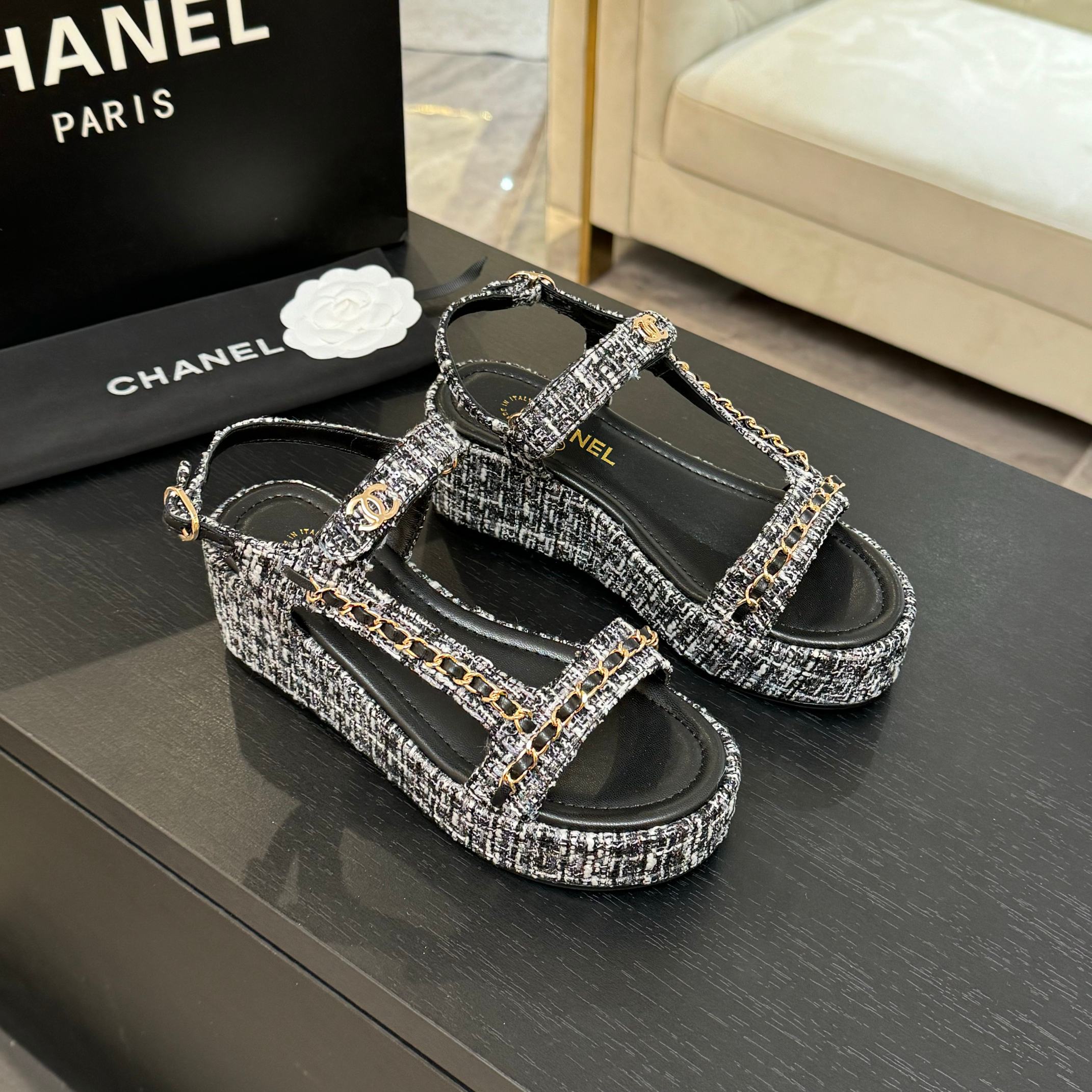 Bagsaaa Ch**el Tweed Chain Platform Sandals black