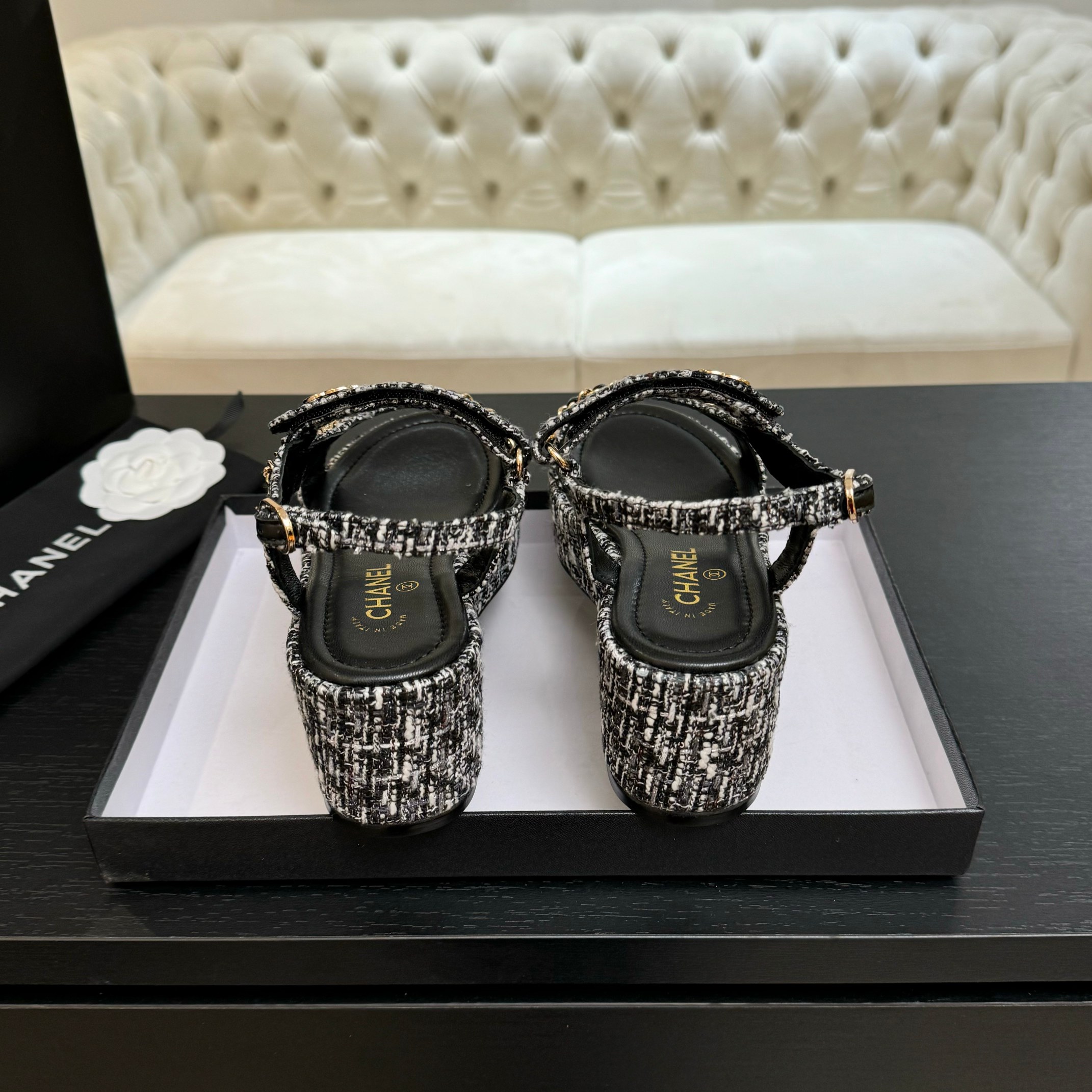 Bagsaaa Ch**el Tweed Chain Platform Sandals black