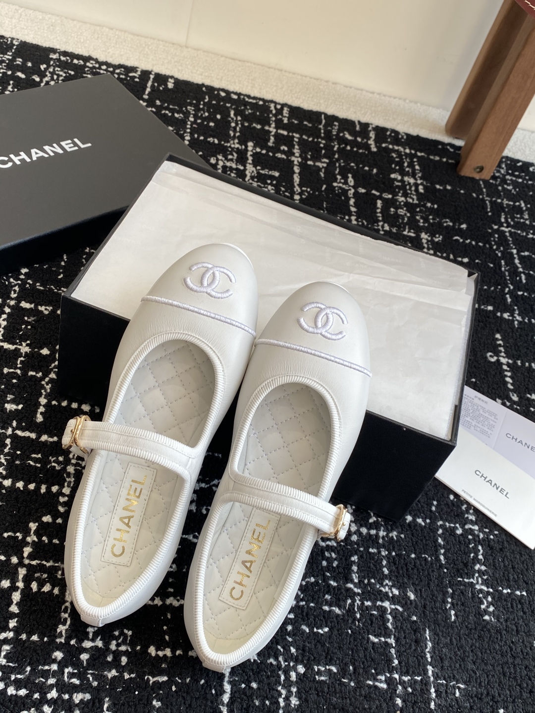 Bagsaaa Ch**el Ballerines full white