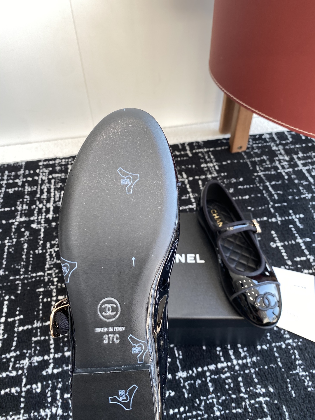 Bagsaaa Ch**el Ballerines black patent