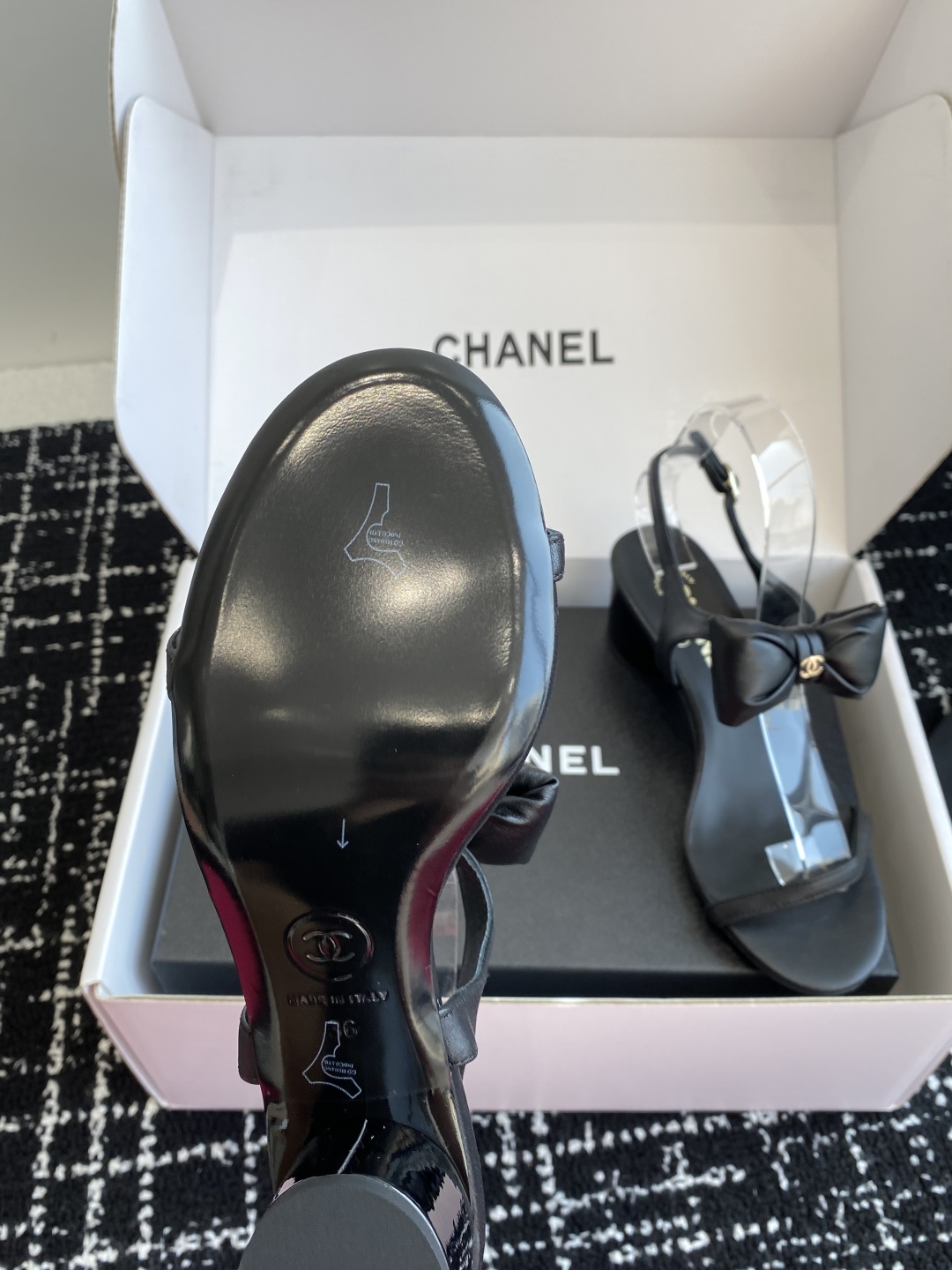 Bagsaaa Ch**el Sandals G46193 Black Lambskin