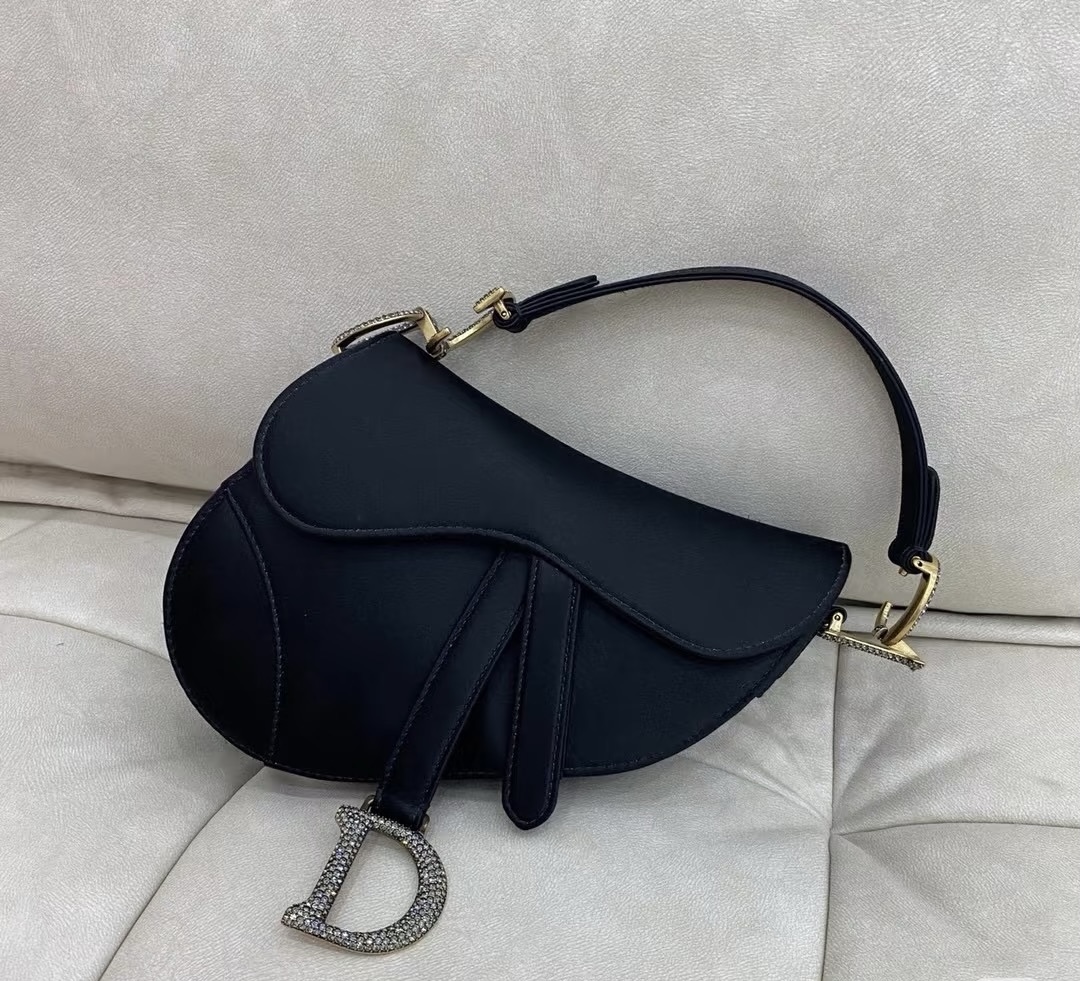 Bagsaaa D10r Saddle Black Satin - 18cm