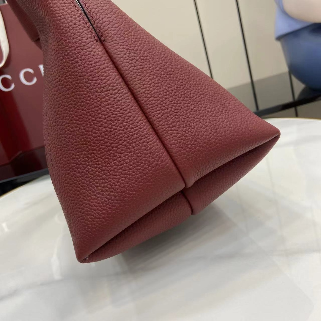 Bagsaaa Gvc*1 Softbit medium top handle bag 837467 red - 27.5cm