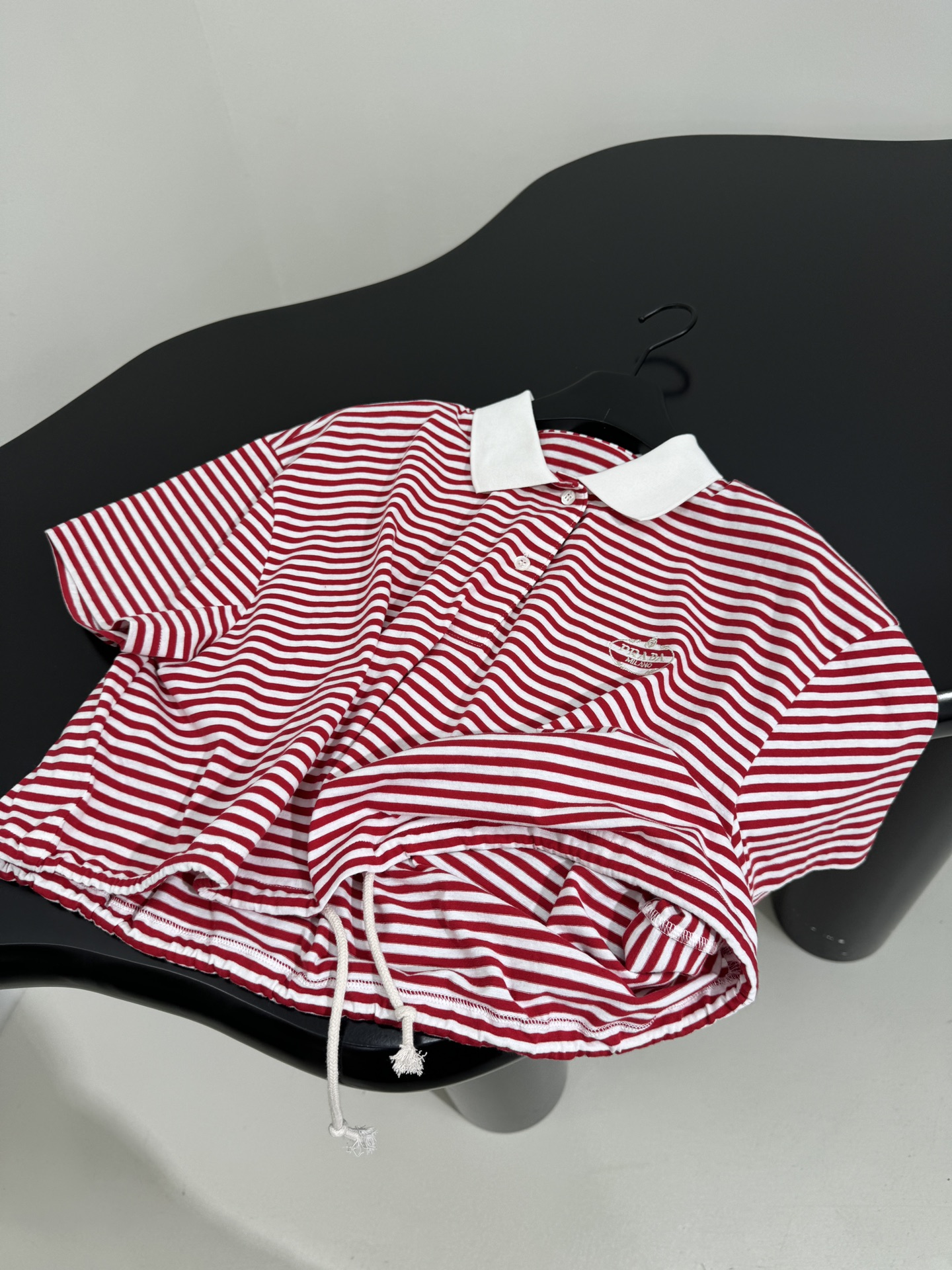 Bagsaaa Pra*a Striped jersey polo shirt Red