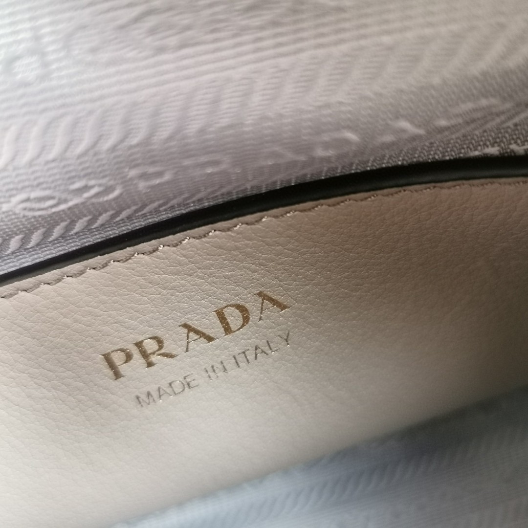 Bagsaaa Pra*a Darling leather handbag 1BA451 Clay - 25cm