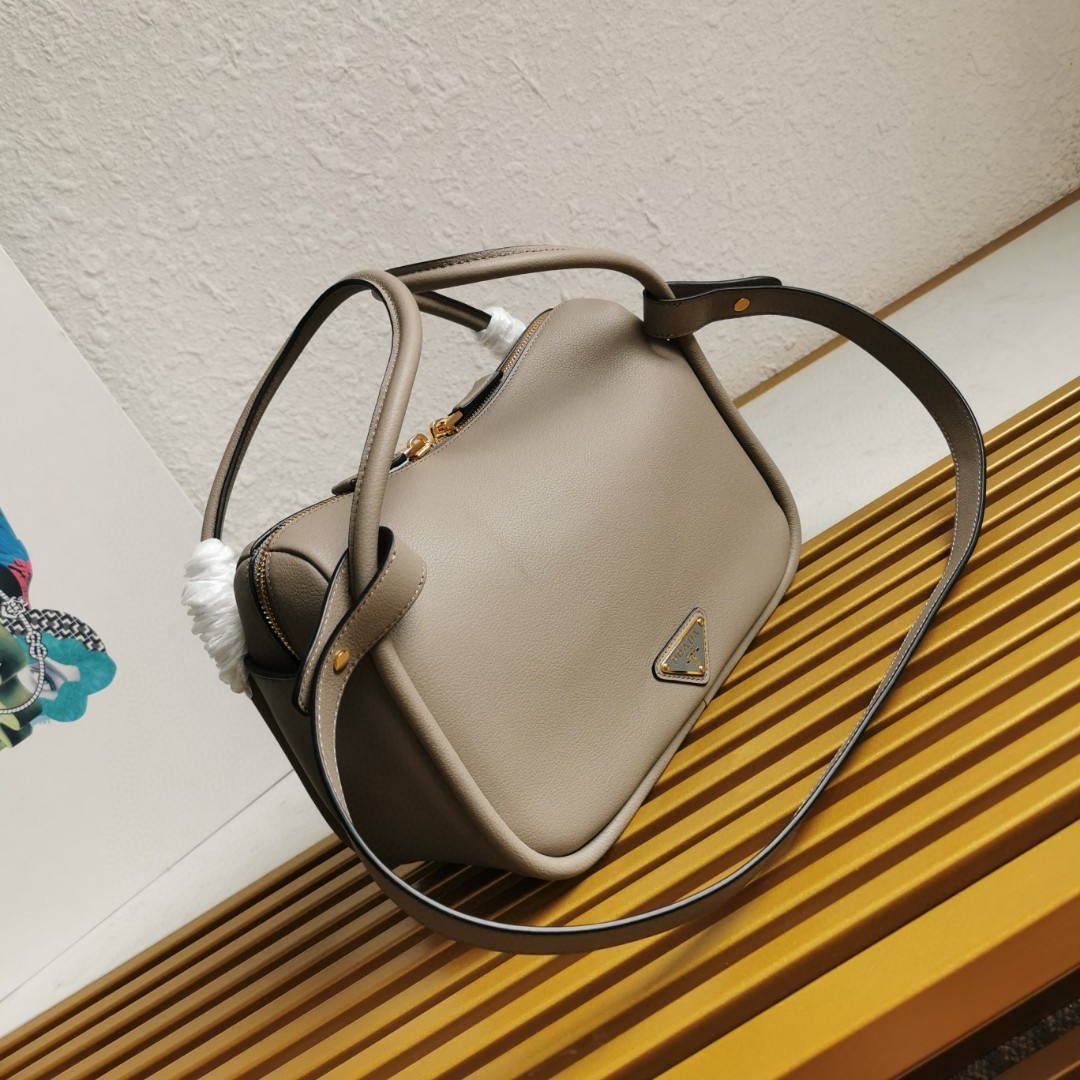 Bagsaaa Pra*a Darling leather handbag 1BA451 Clay - 25cm