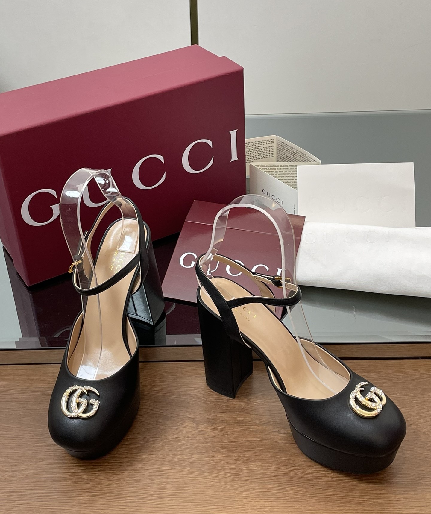 Bagsaaa Gvc*1 Women's platform pump with Double G 813002 black leather