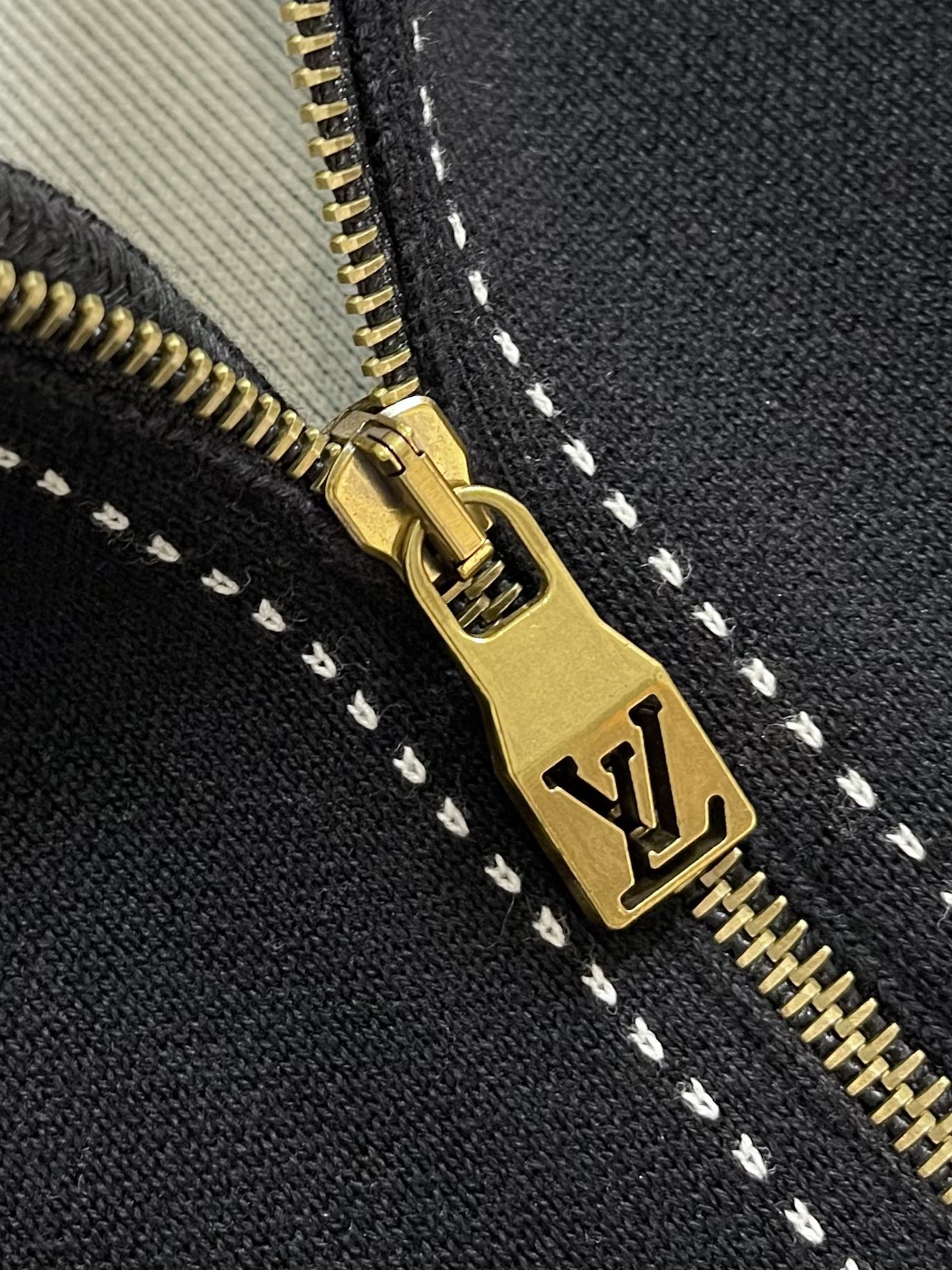 Bagsaaa LV Graphic Intarsia Zipped Cotton Black Jacket