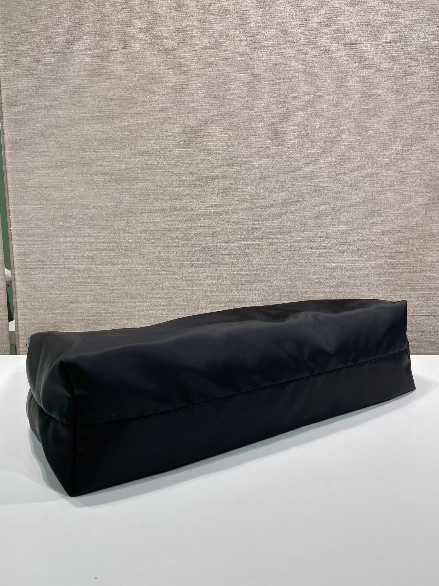 Bagsaaa Pra*a Mariner large Re-Nylon shoulder bag 1BC244 Black - 48cm