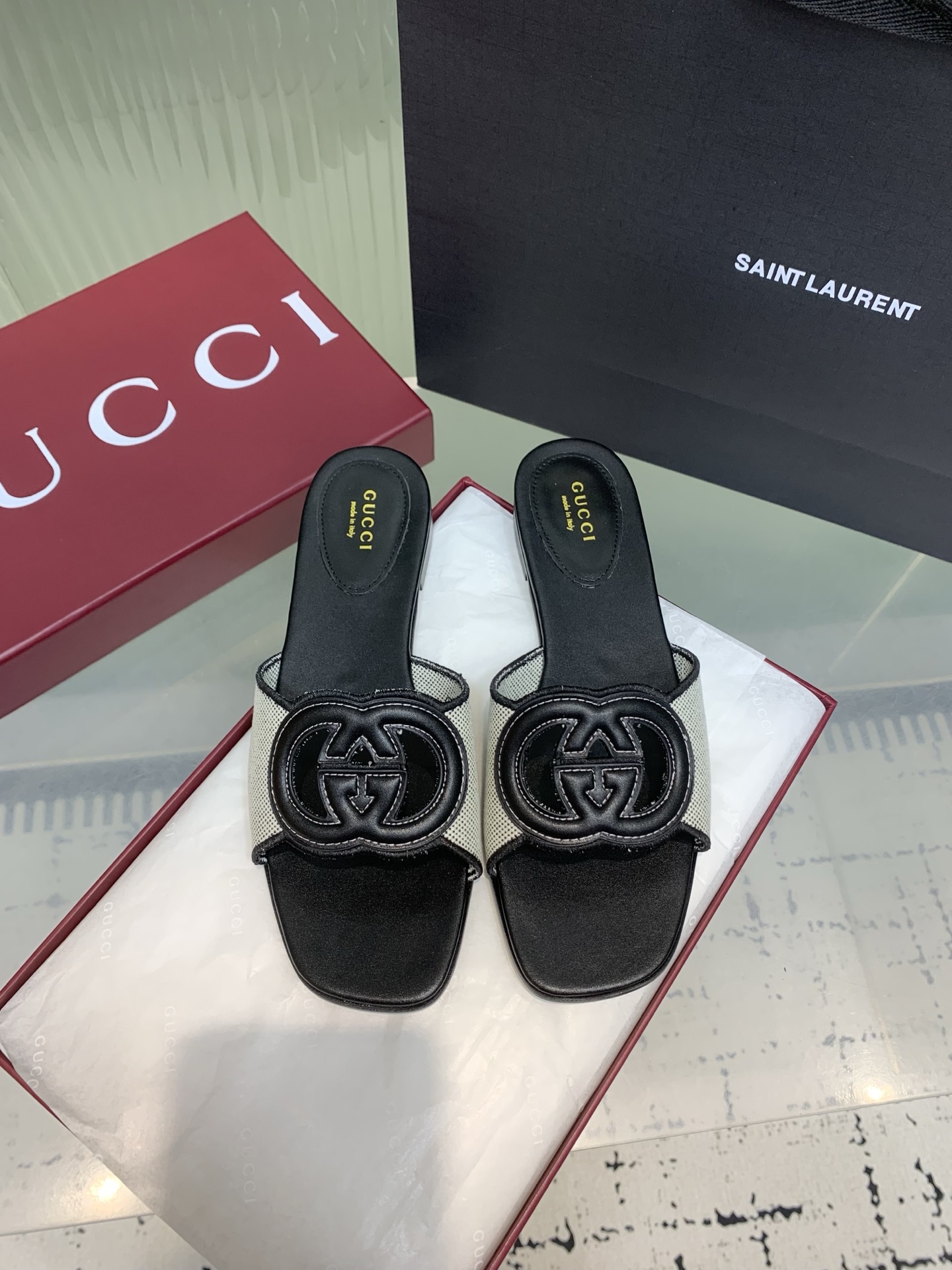 Bagsaaa Gvc*1 Women's Interlocking G slide sandal 835723 black