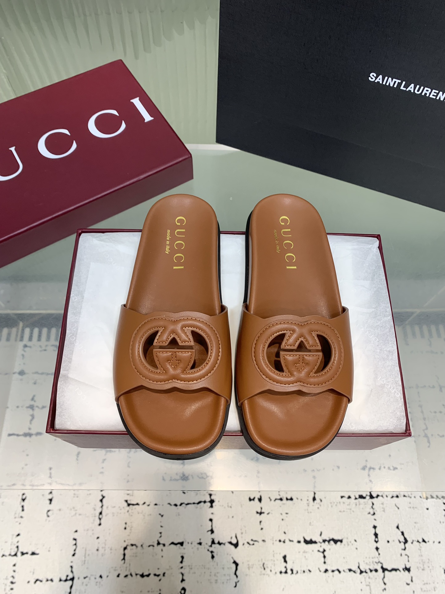 Bagsaaa Gvc*1 Women's Interlocking G slide sandal 816334 brown