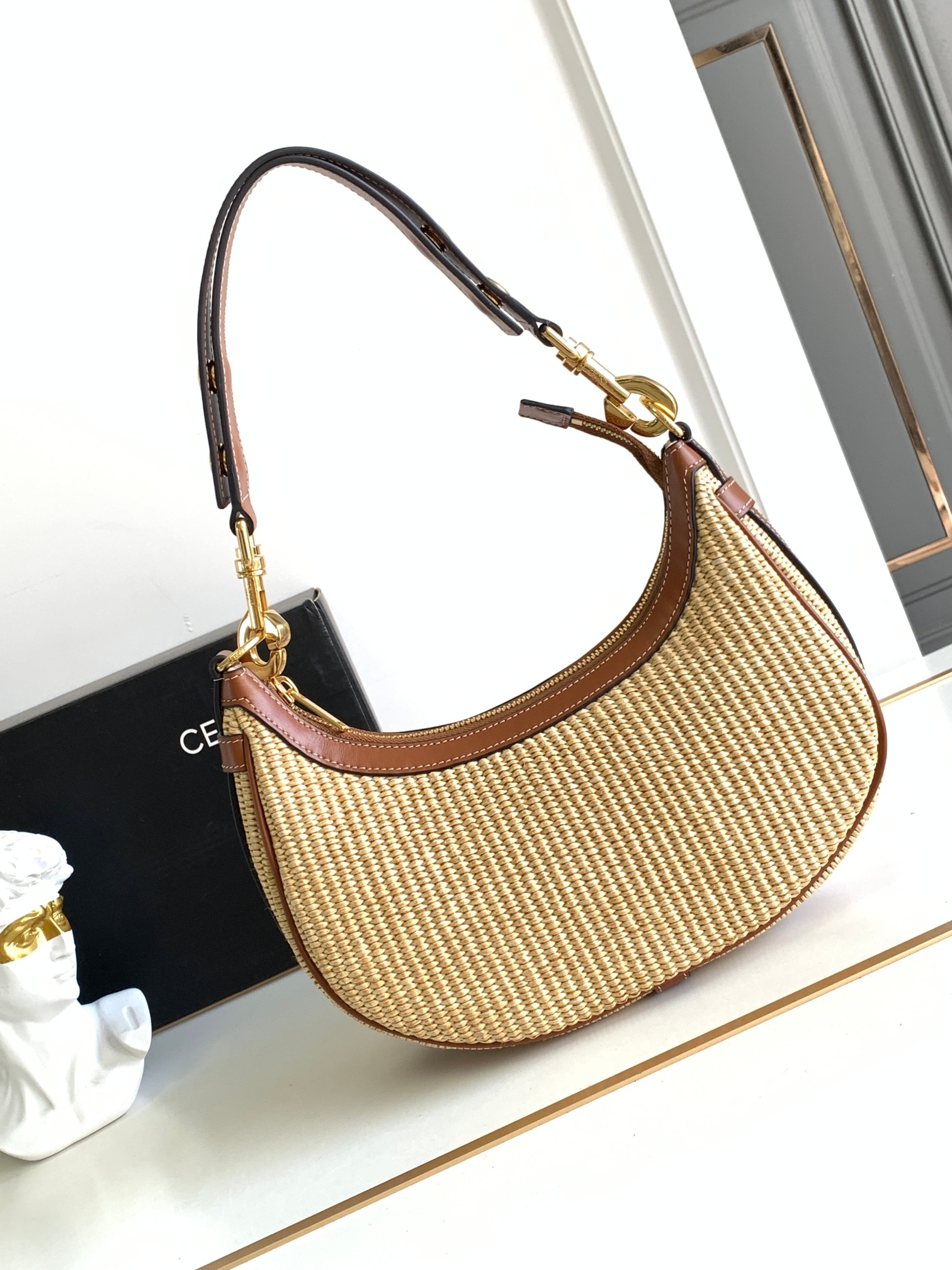 Bagsaaa Ce1i*e Medium Ava Strap in Raffia Effect Textile and Calfskin - 24cm