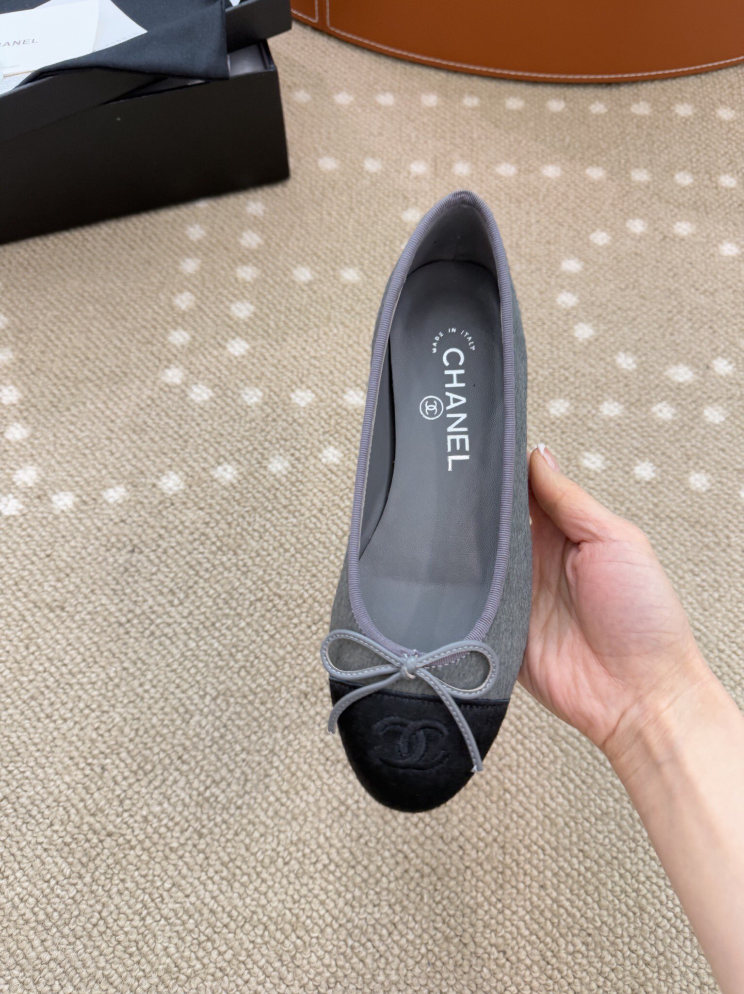 Bagsaaa Ch**el Classic Ballerina Flats Gray & Black