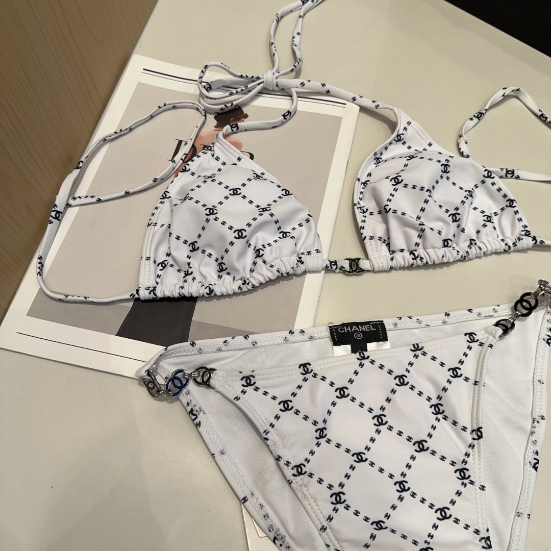 Bagsaaa Ch**el Swimsuit 03