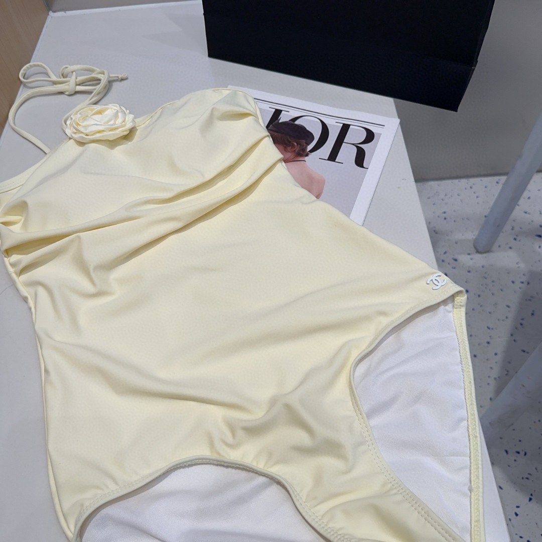 Bagsaaa Ch**el Swimsuit 04