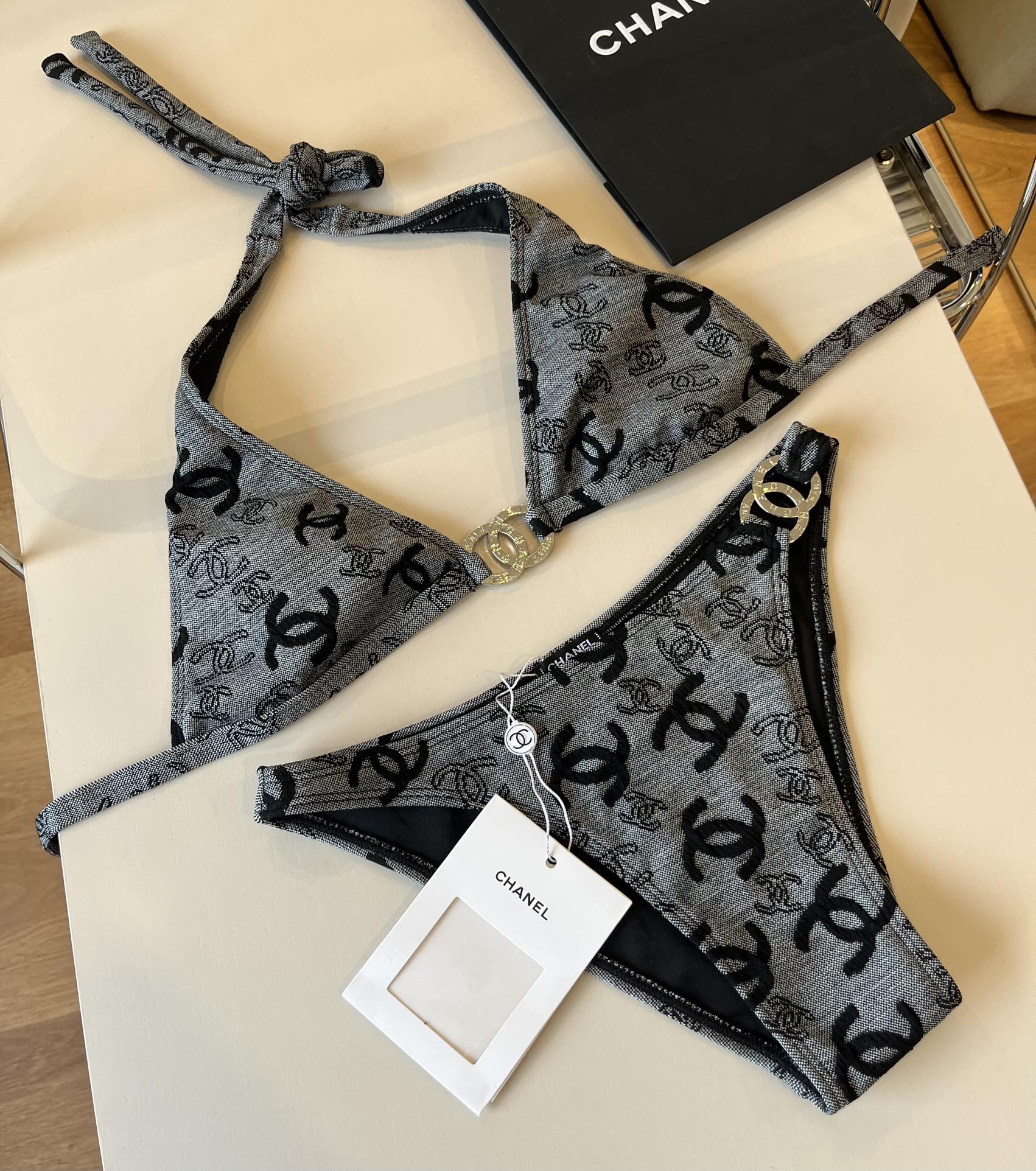 Bagsaaa Ch**el Swimsuit 06