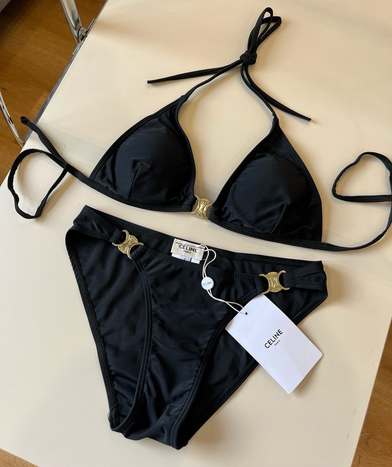 Bagsaaa Ce1i*e Swimsuit