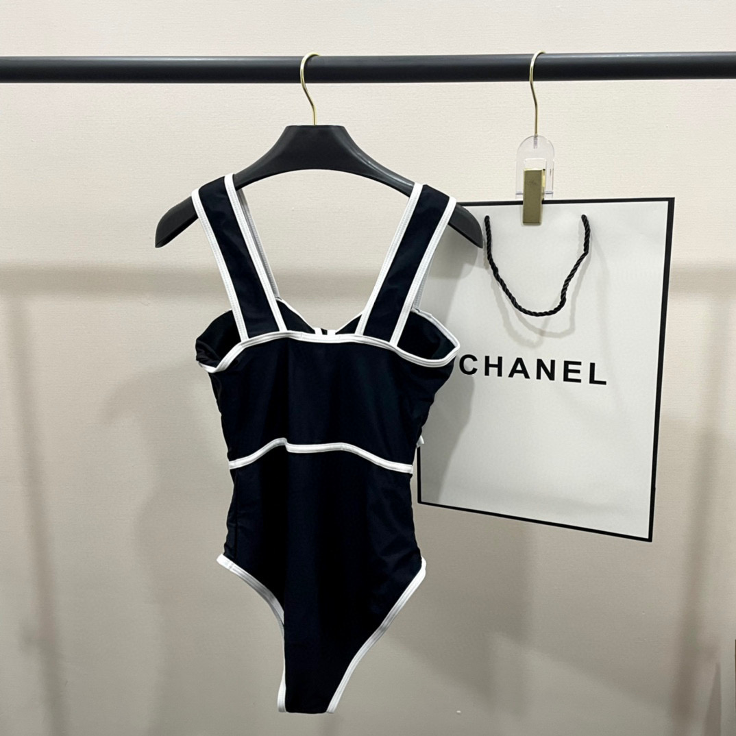 Bagsaaa Ch**el Swimsuit 11
