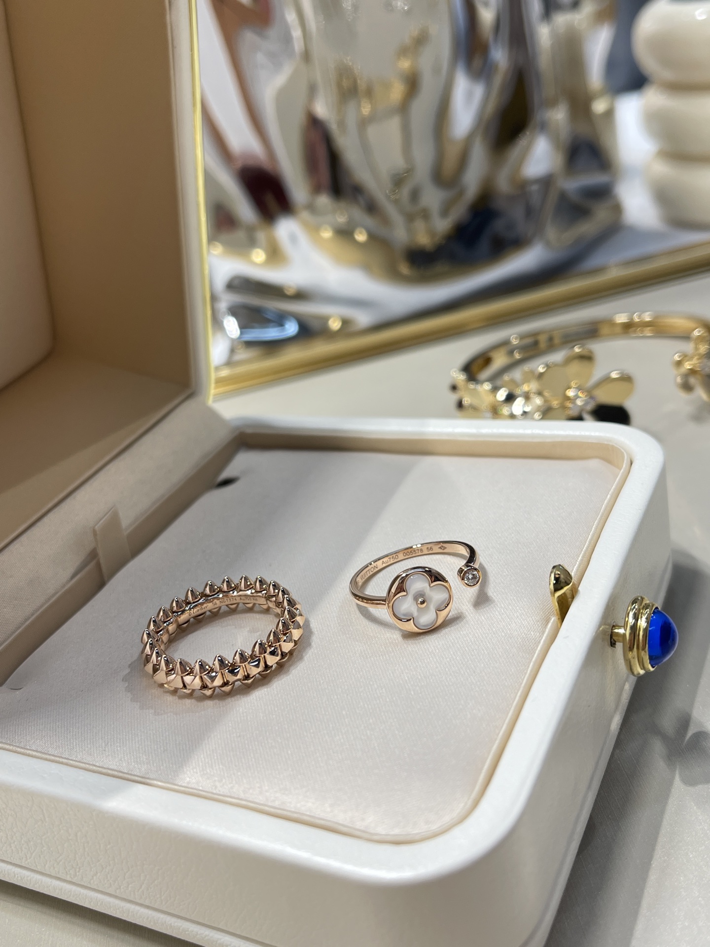 Bagsaaa Ca*t1er Ring Set