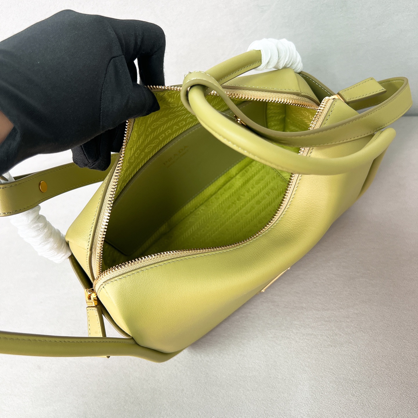 Bagsaaa Pra*a Darling leather handbag 1BA451 Lime Green - 25cm