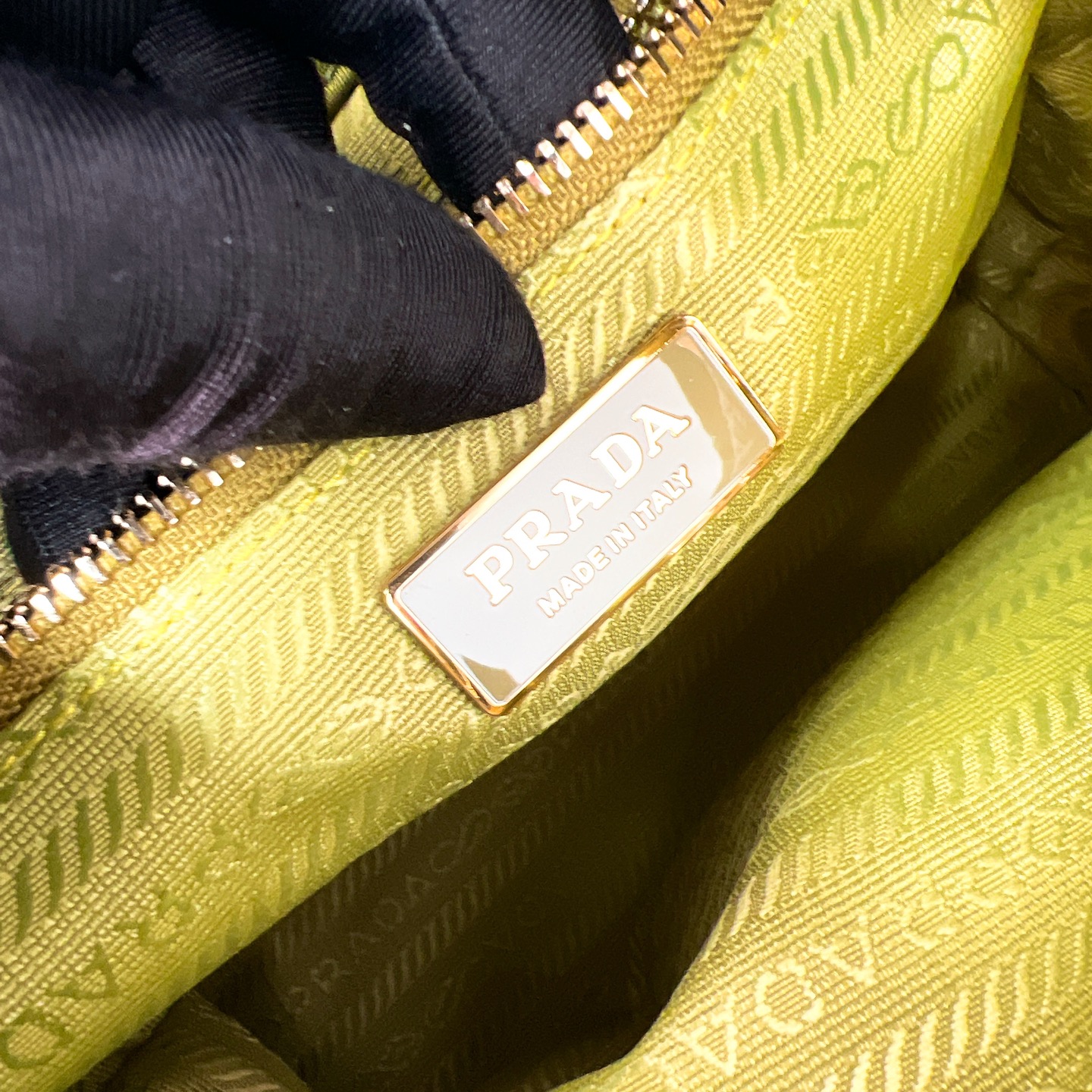 Bagsaaa Pra*a Mariner Re-Nylon small bucket bag 1BE082 green - 28cm