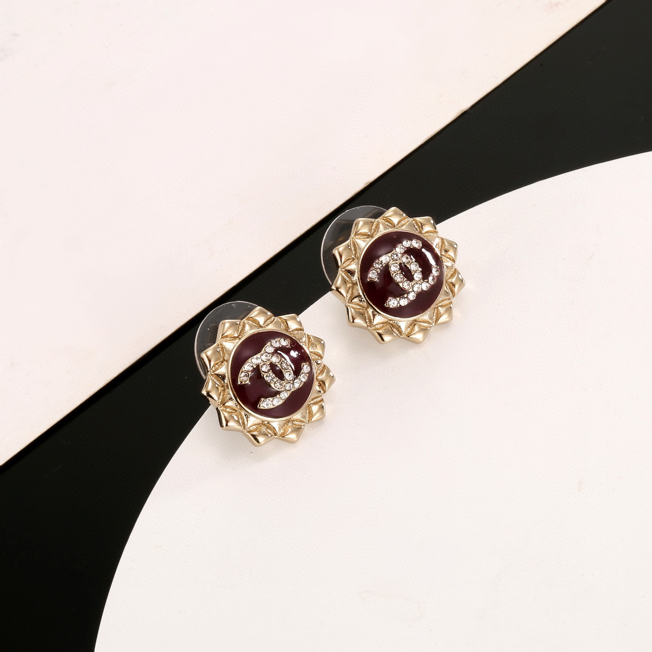 Bagsaaa Ch**el Earrings 14