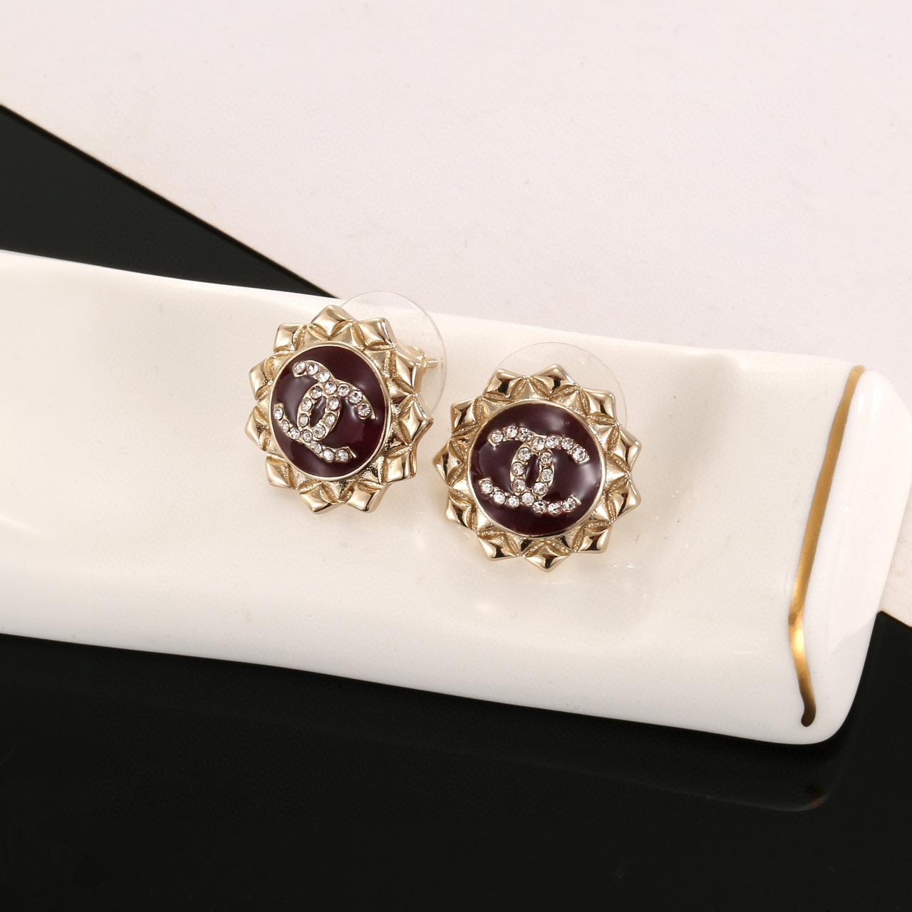Bagsaaa Ch**el Earrings 14