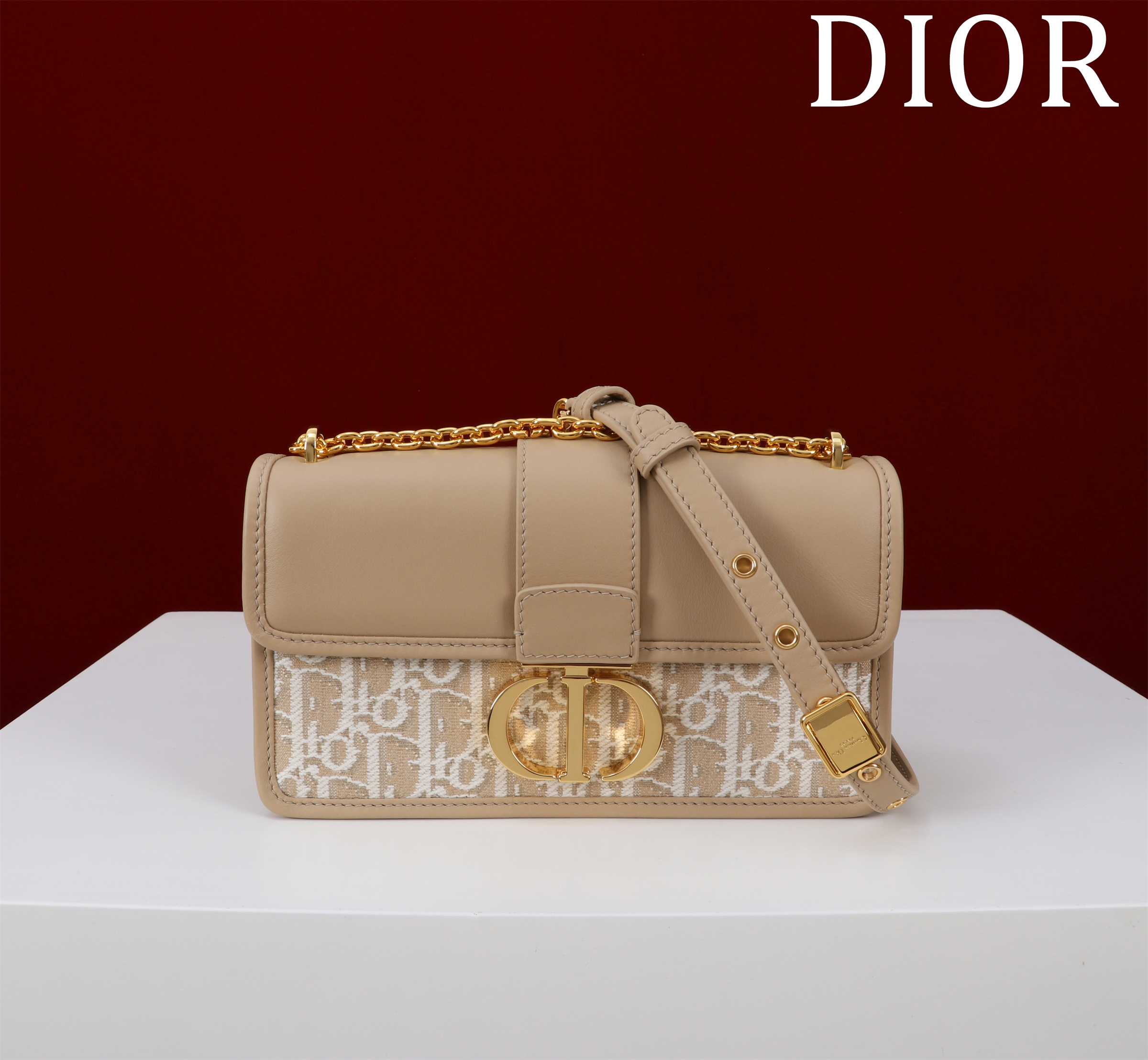 Bagsaaa D10r 30 Montaigne East-West Bag with Chain D10r Oblique Jacquard and Natural Smooth Calfskin - 21cm