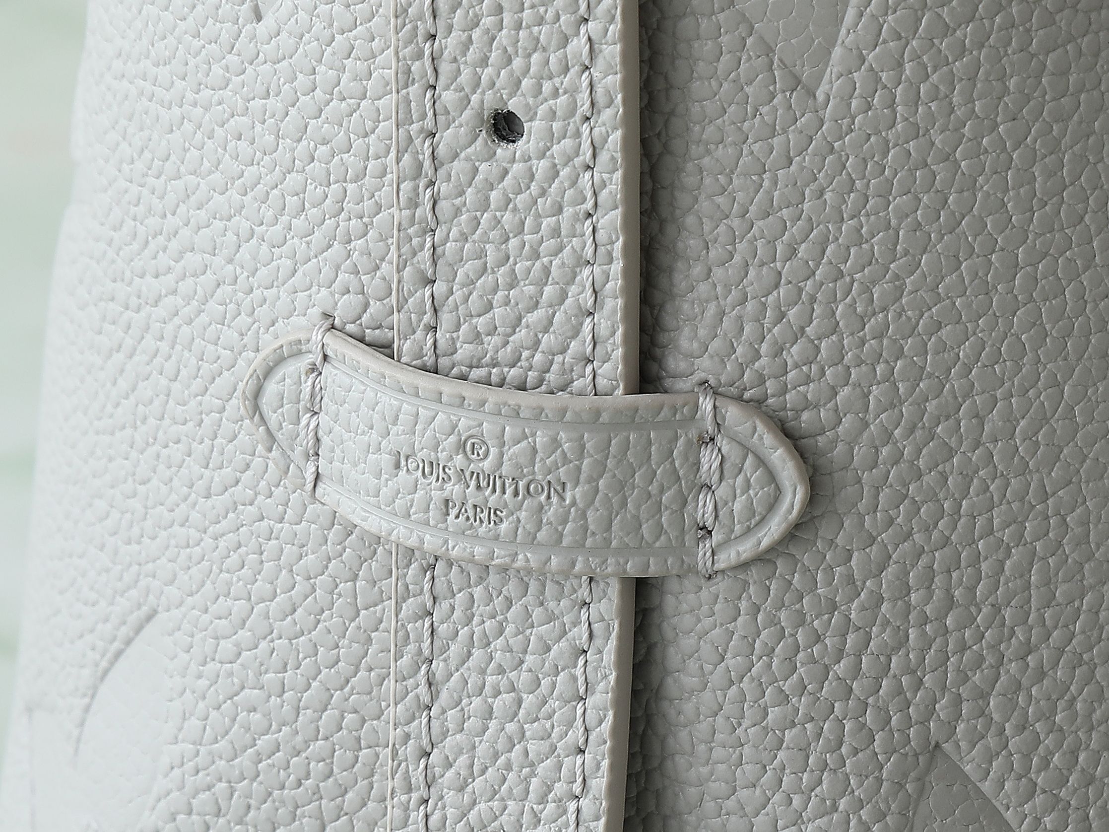Bagsaaa LV M12917 CarryAll PM Gray - 29.5cm