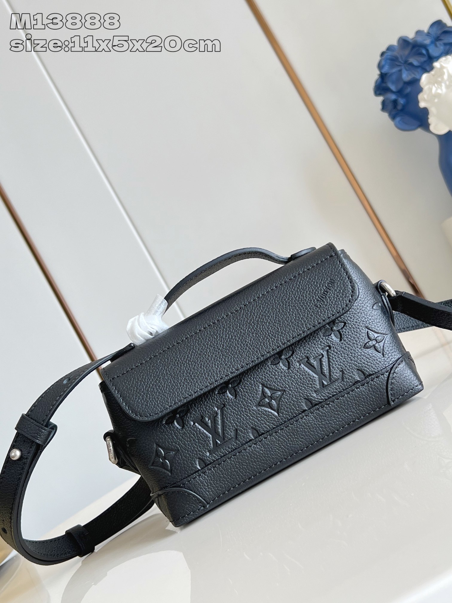 Bagsaaa LV M13888 Steamer East West Wearable Wallet Black - 20cm 