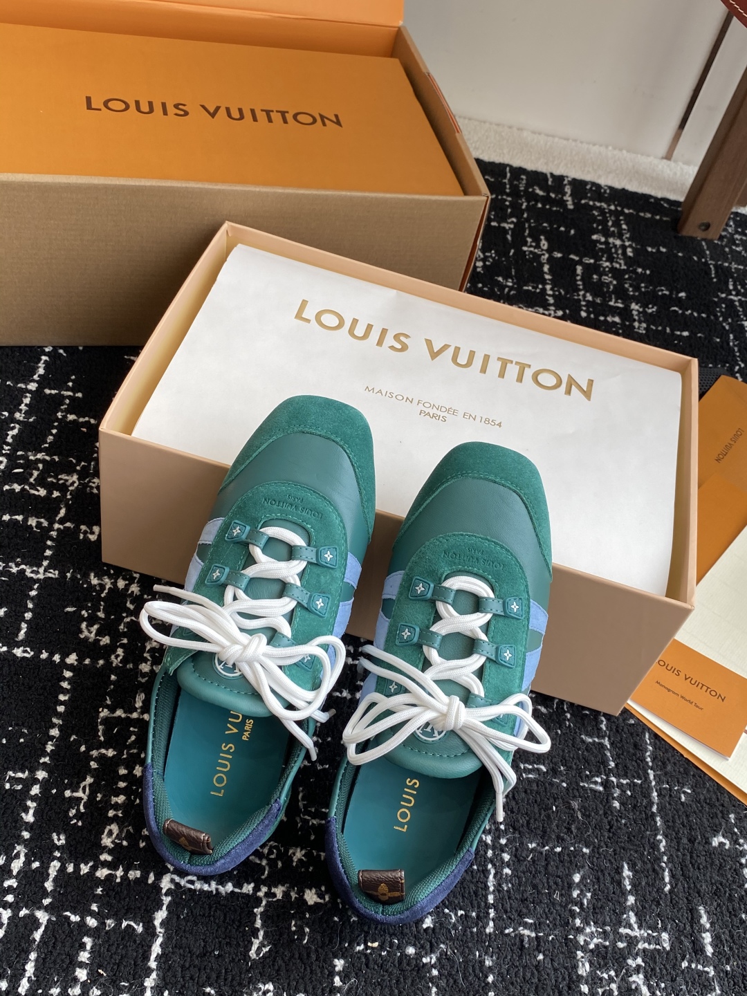 Bagsaaa LV Sneakerina Green