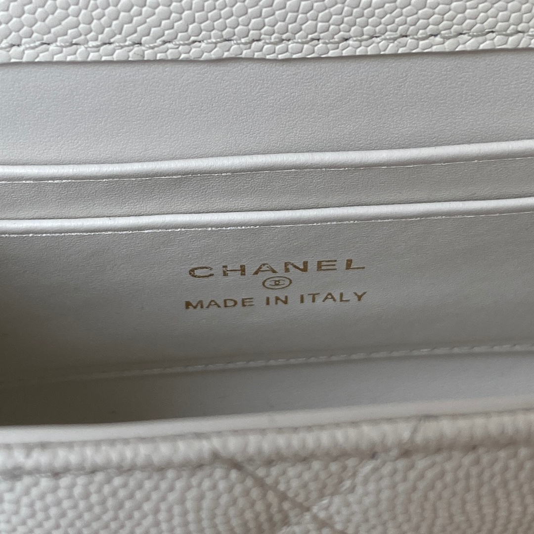 Bagsaaa Ch**el Clutch With Chain AP3237 White Grained - 15cm