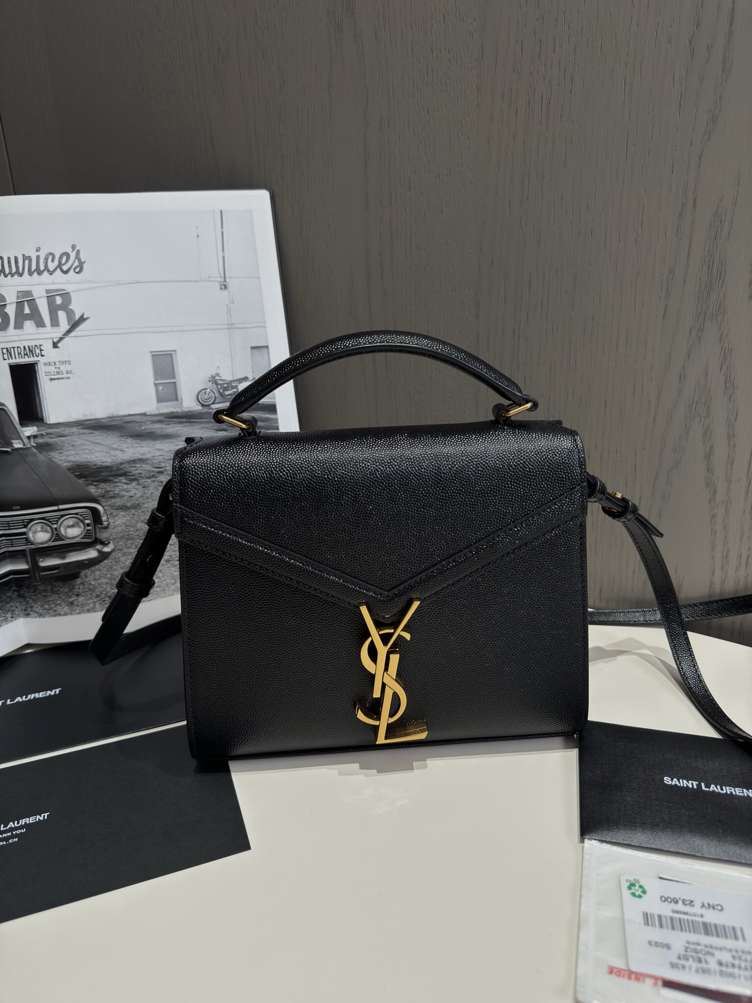Bagsaaa Y51 cassandra mini top handle bag in grain de poudre embossed leather 623930 black - 20cm