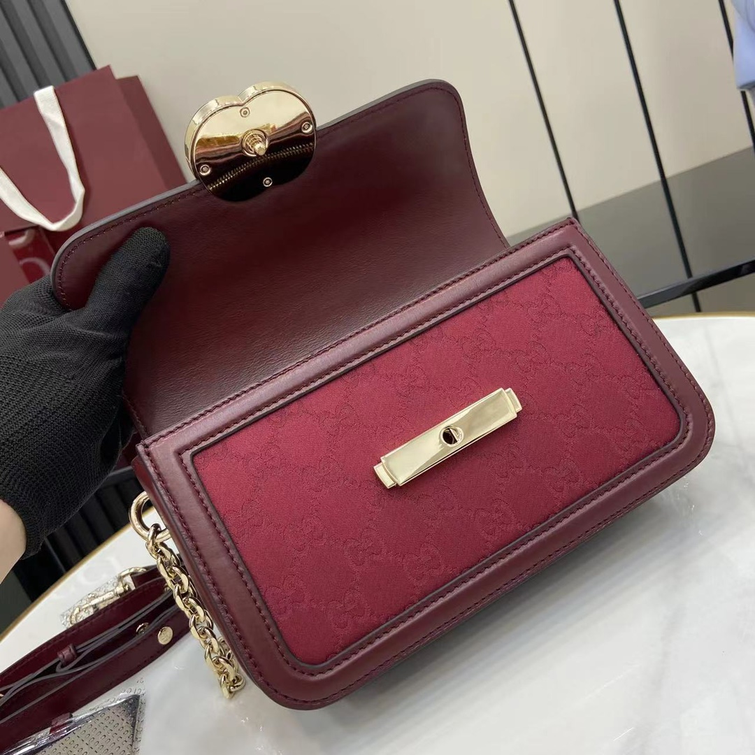 Bagsaaa Gvc*1 Go small shoulder bag 826761 red - 21.5cm