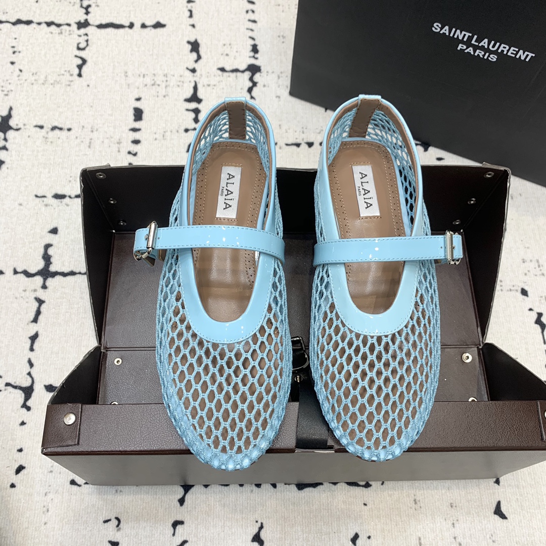 Bagsaaa Alaïa Ballet Flats In Fishnet Blue