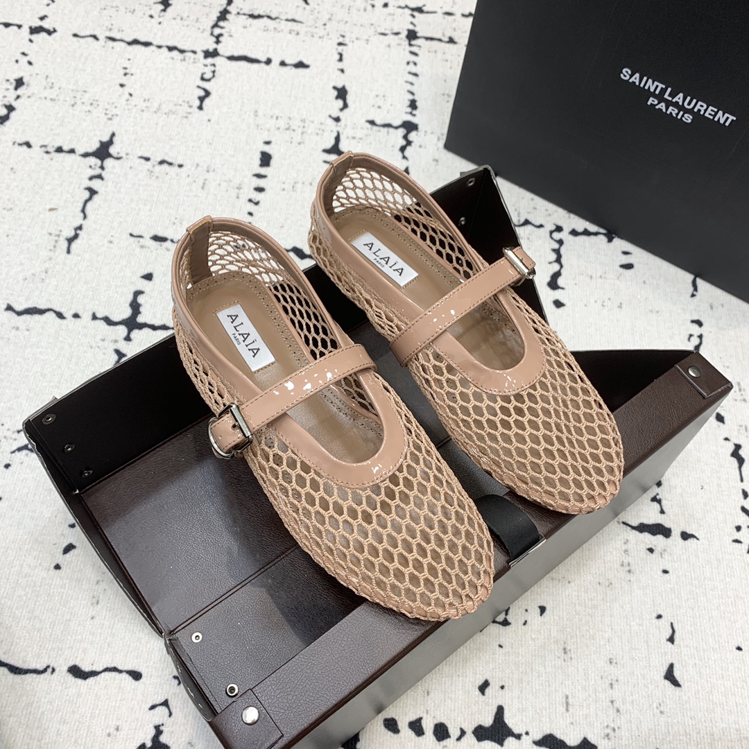 Bagsaaa Alaïa Ballet Flats In Fishnet Beige
