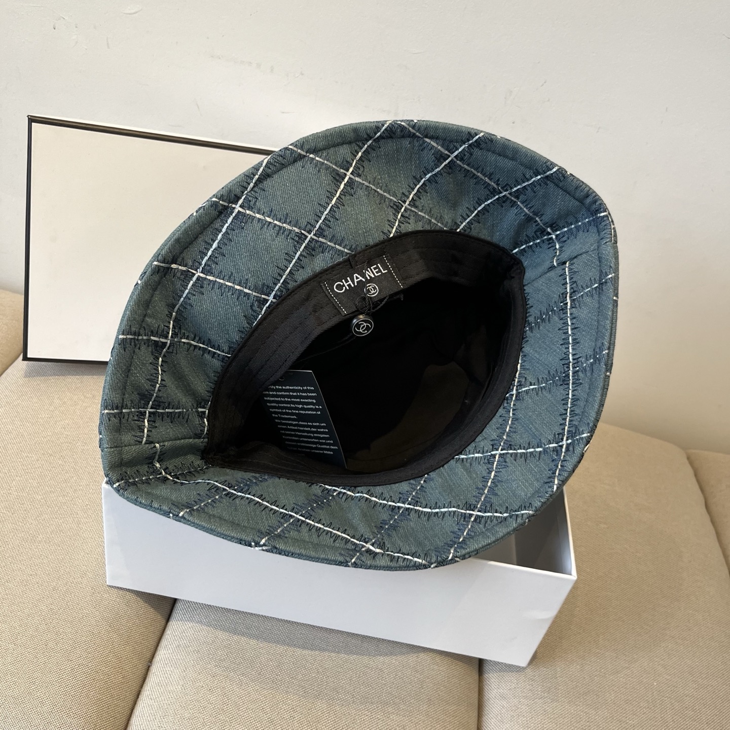 Bagsaaa Ch**el Bucket Hat 03