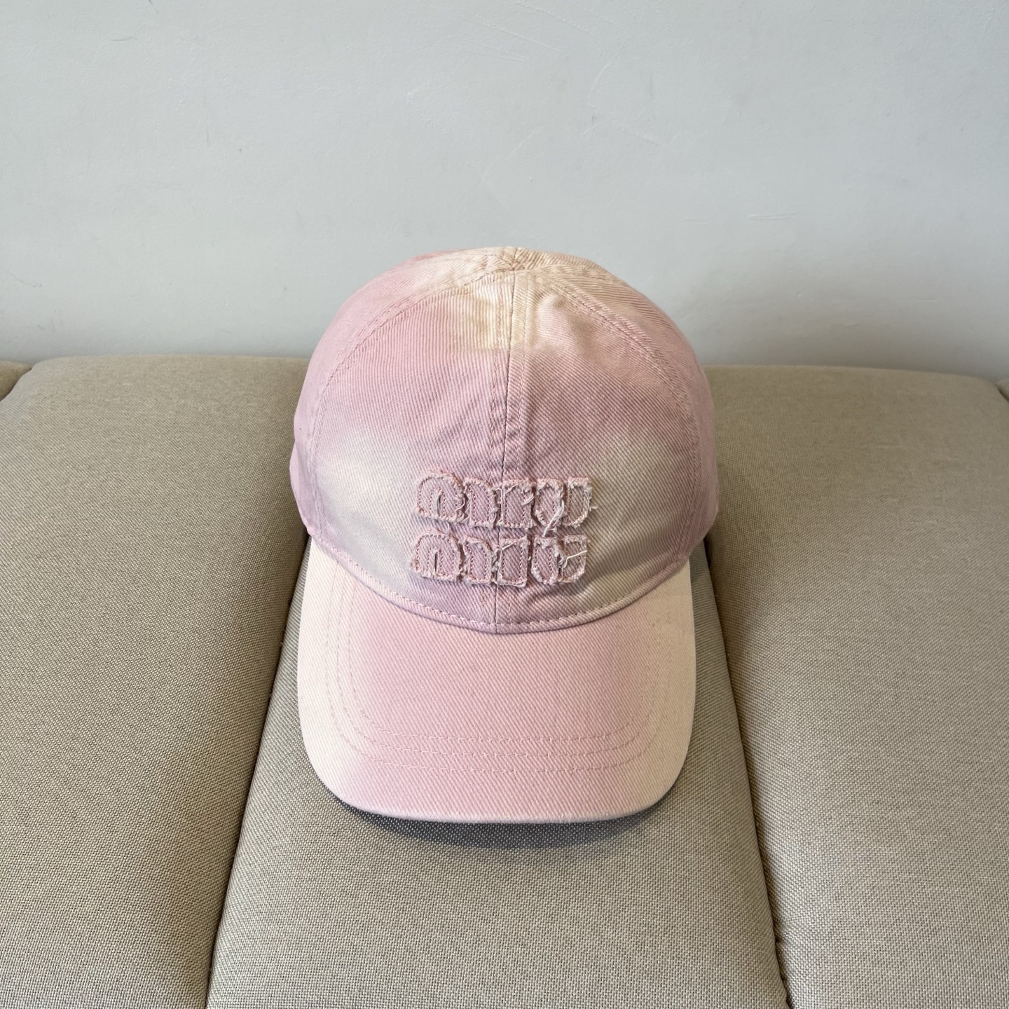 Bagsaaa Miu Miu Cap