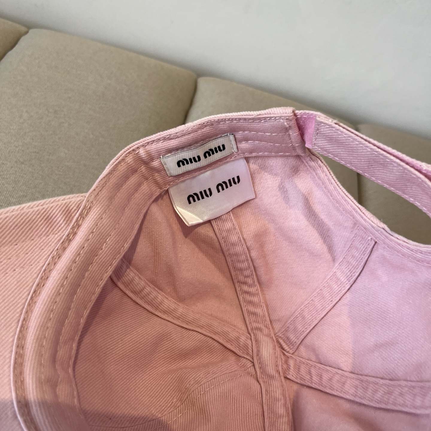 Bagsaaa Miu Miu Cap