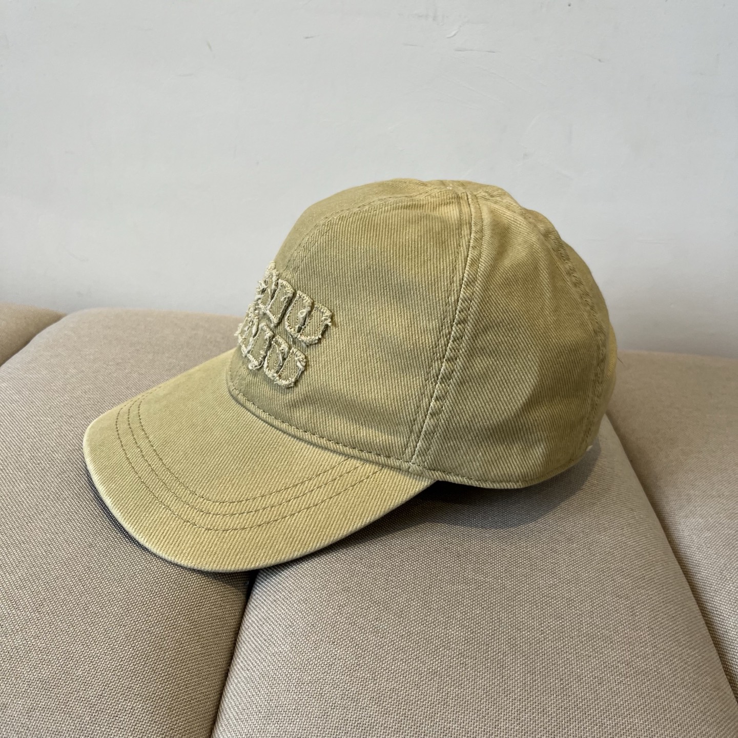 Bagsaaa Miu Miu Cap 01