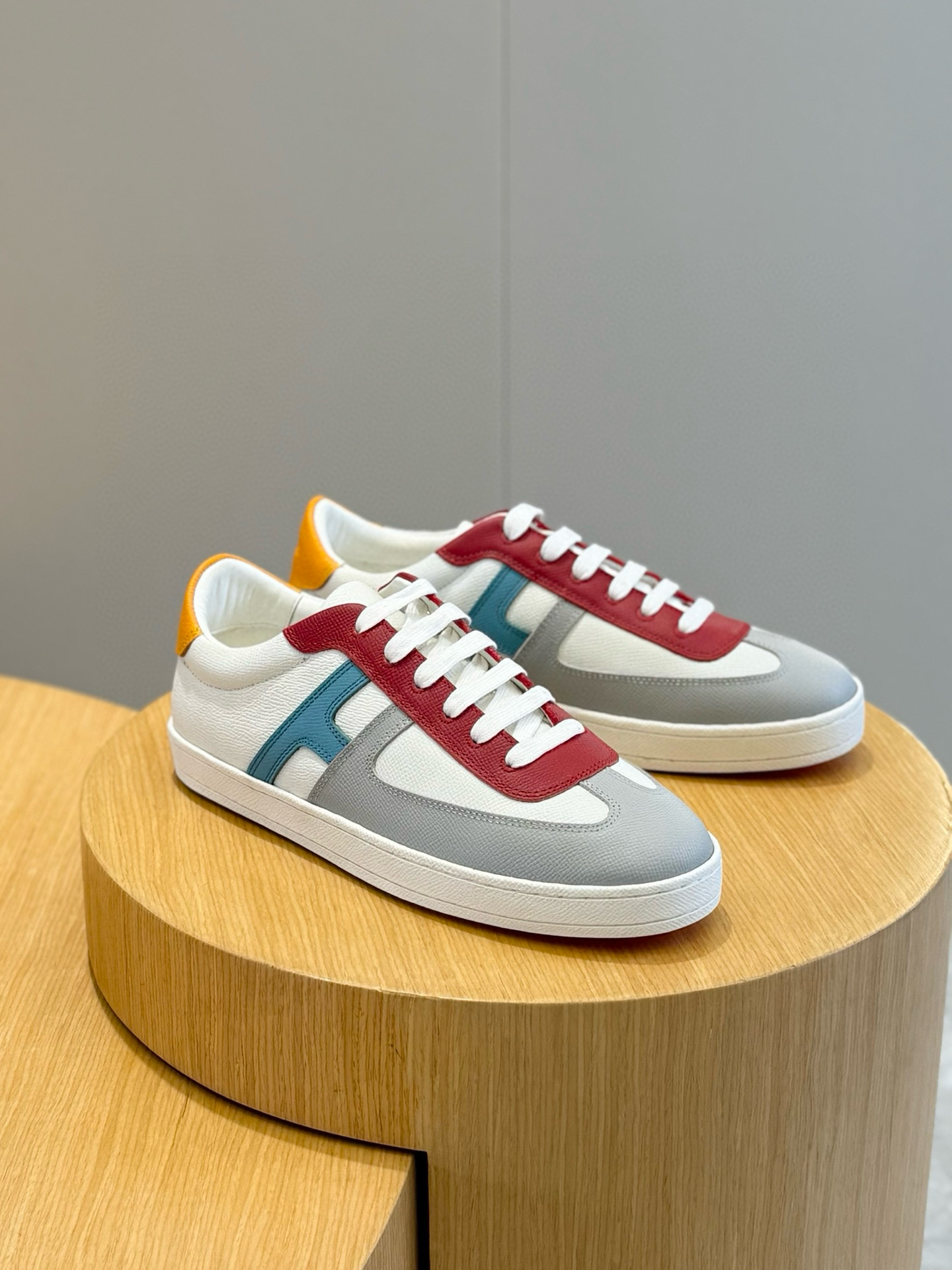 Bagsaaa H**me5 Boomerang sneaker multicolore blanc
