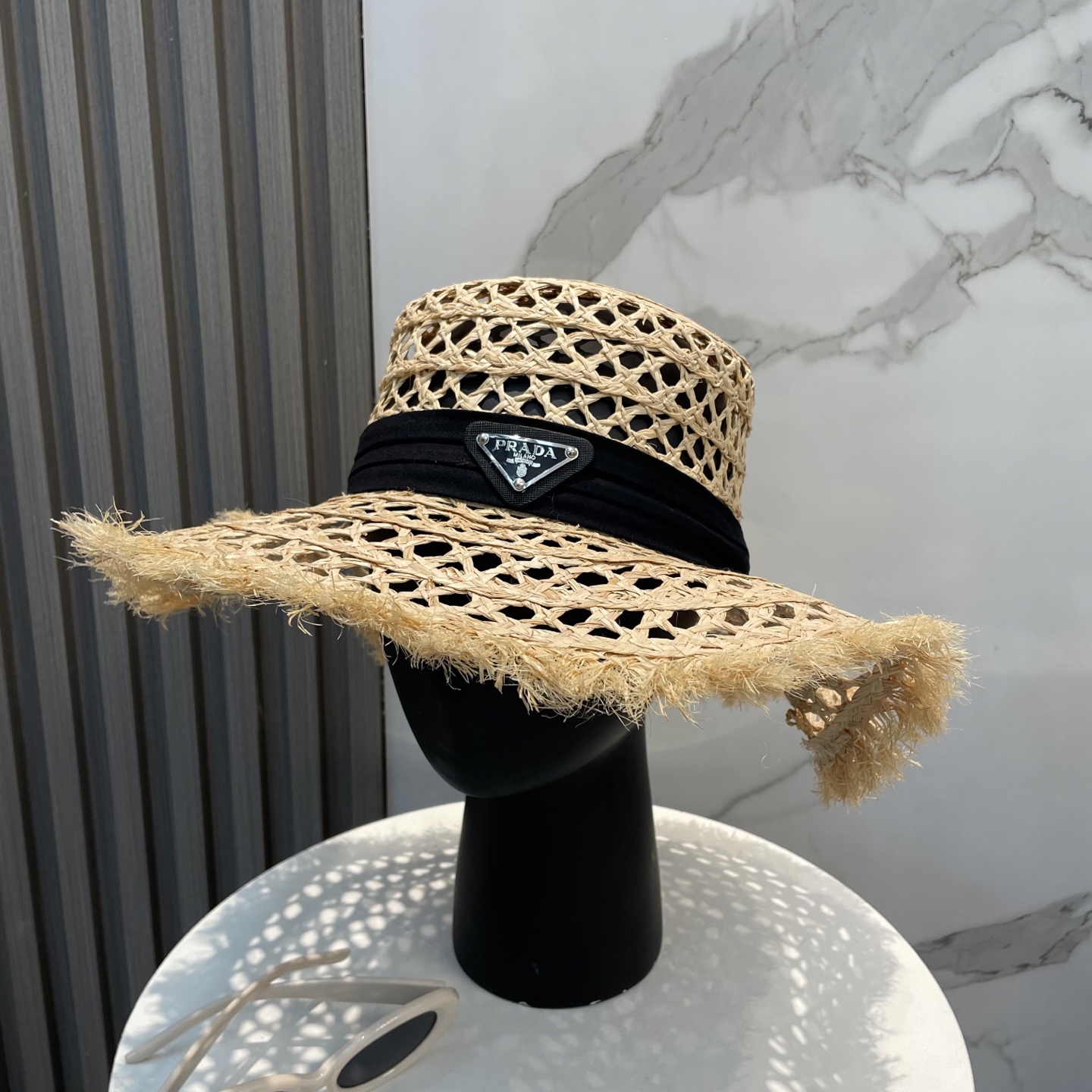 Bagsaaa Pra*a Summer Hat 01