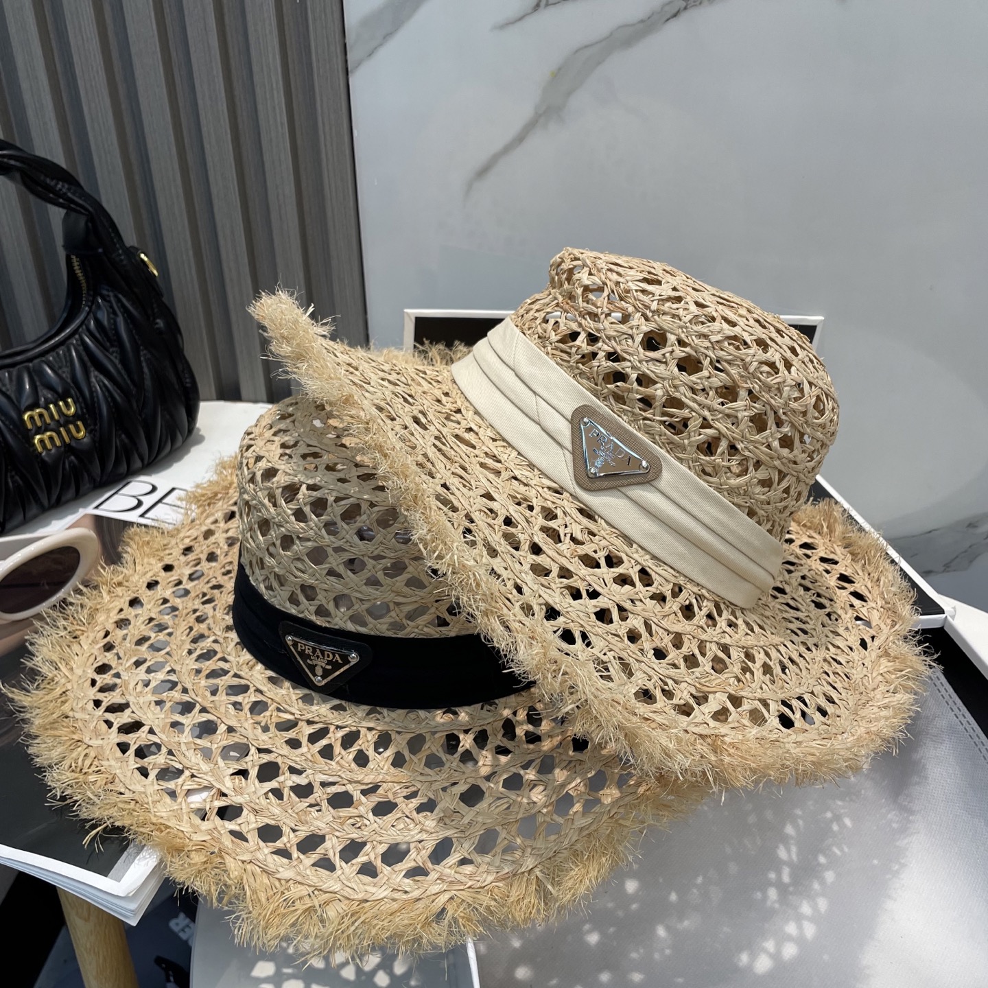 Bagsaaa Pra*a Summer Hat 01